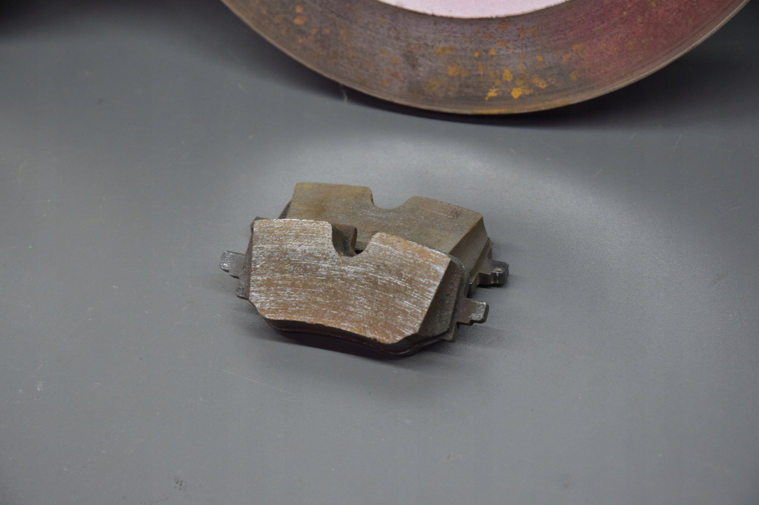discs rear part disc plates BMW X1 U11 2 U06