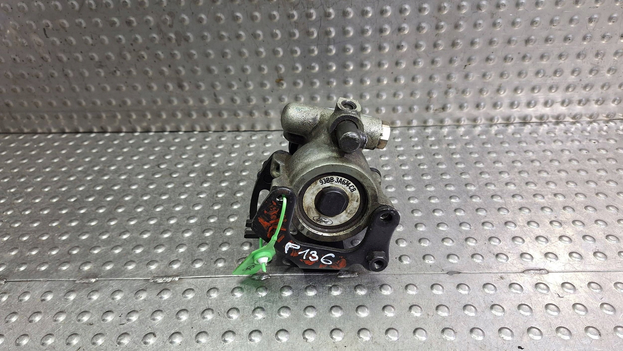 servo pump 93BB-3A674-CB FORD MONDEO MK1 MK2 1.8 TD