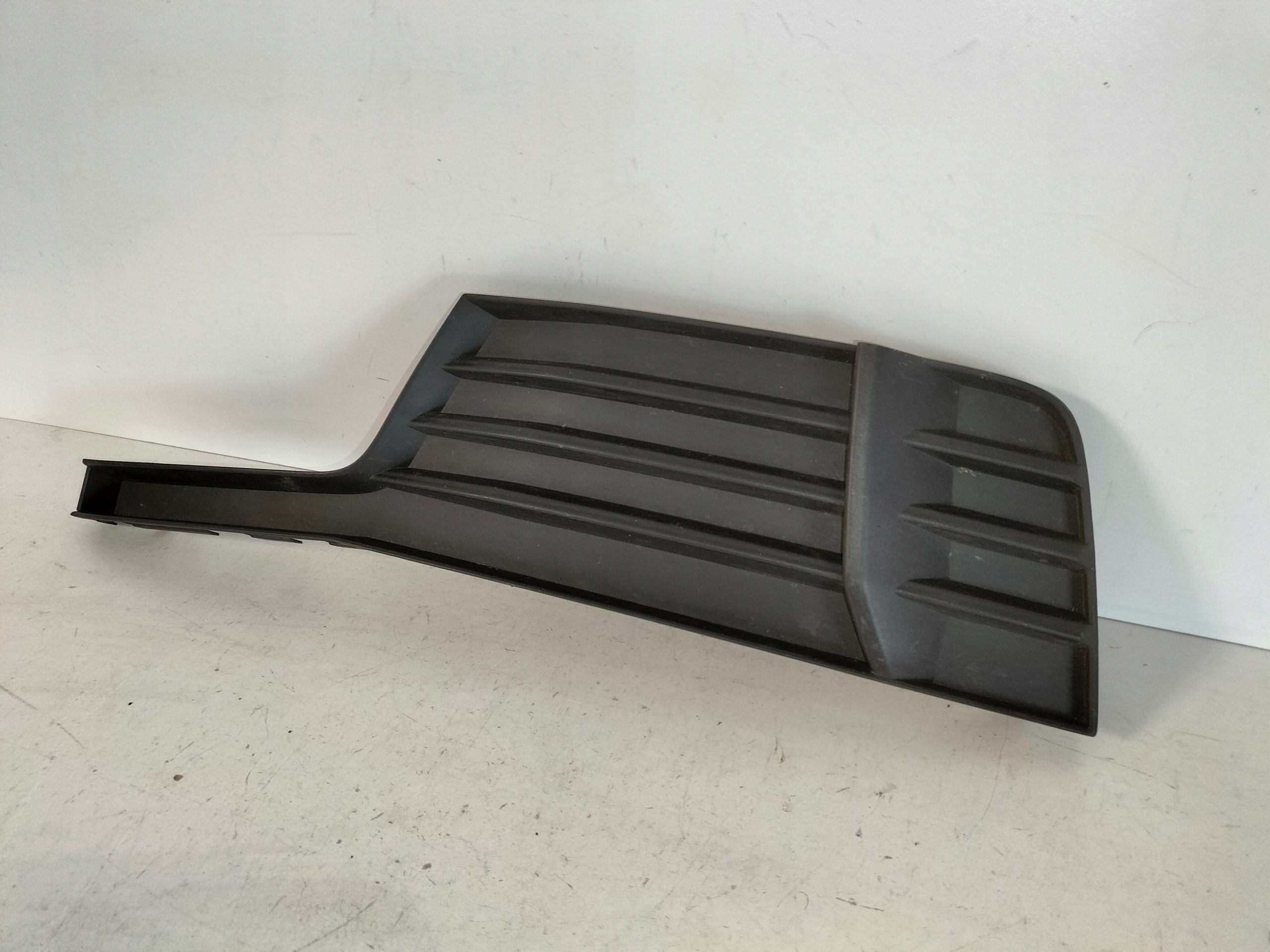 grille grid of a bumper front left AUDI A3 8V LIFT 16- HB