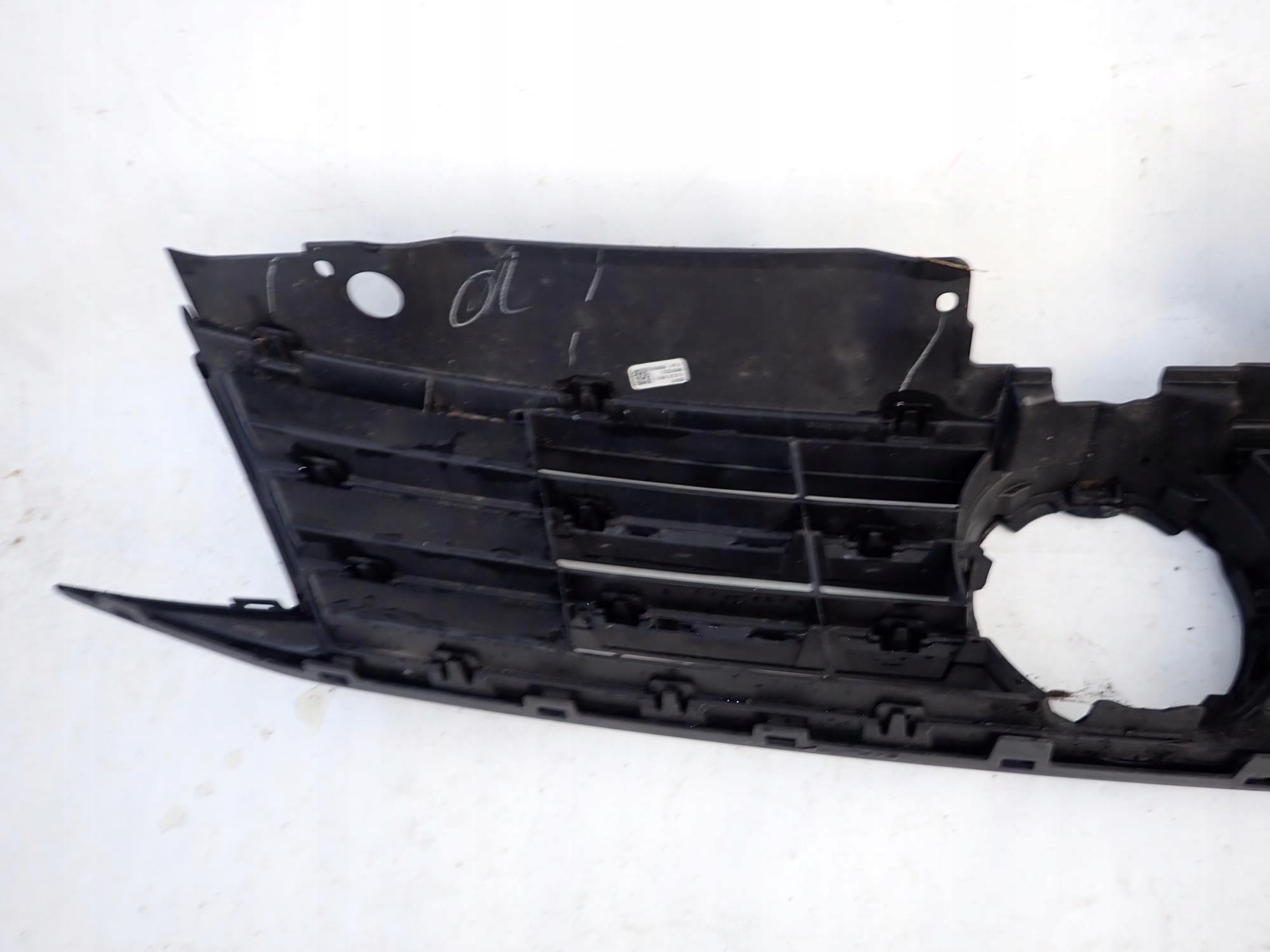 VW JETTA VI 6 LIFT 14-18 grill grille