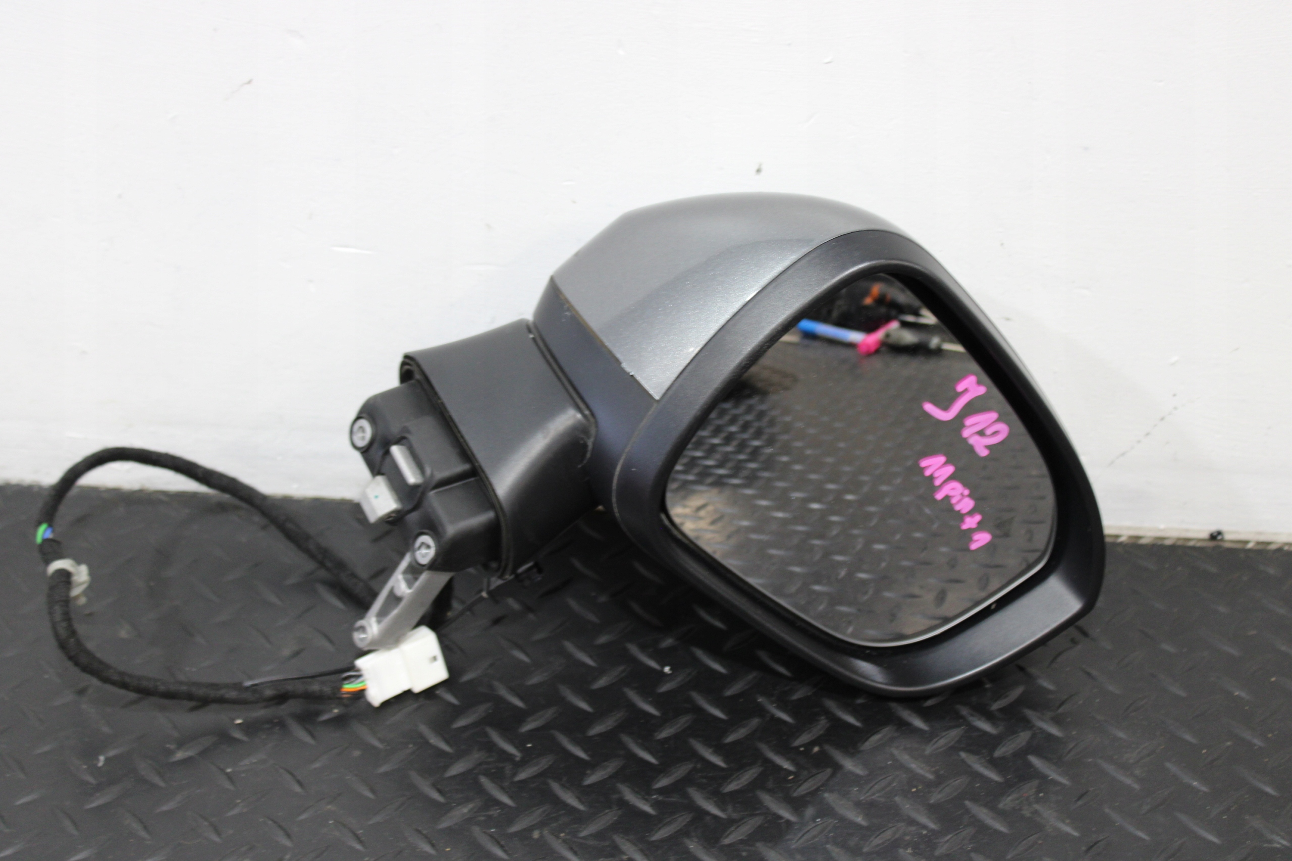 mirror right 11 vertical KAMERA NISSAN QASHQAI J12