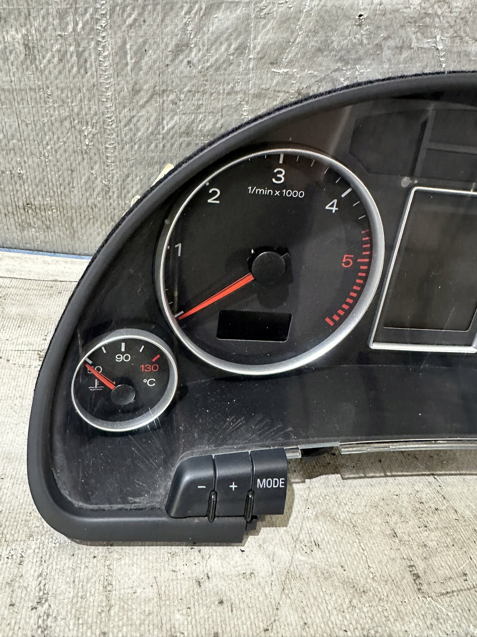 dials AUDI A4 B7 2.0TDI 0263664226