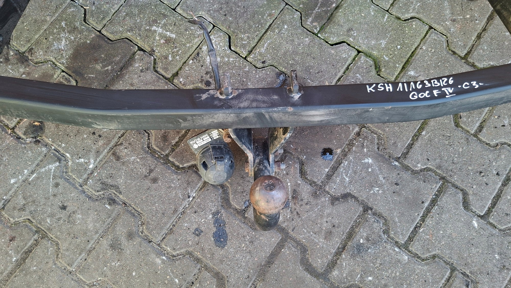 tow VW GOLF IV