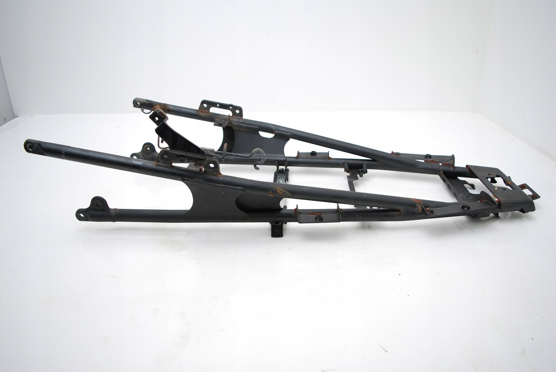 Задняя рама KAWASAKI GTR 1400