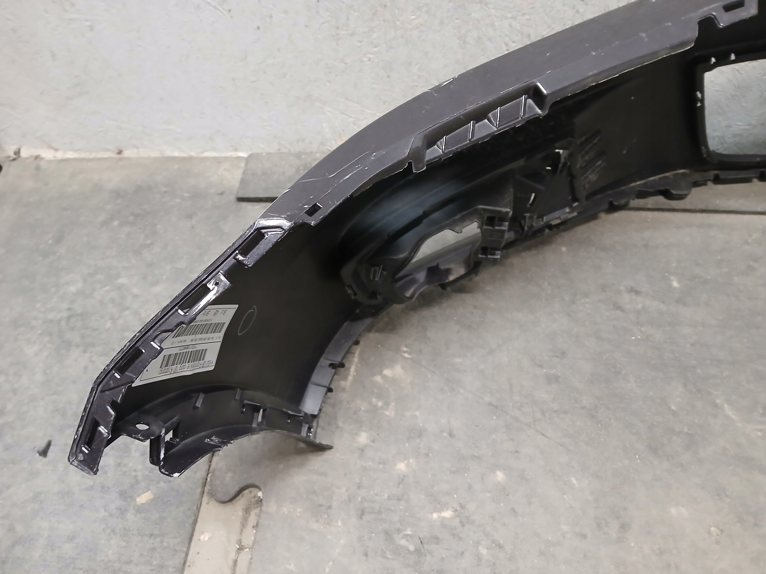 bumper front VW TIGUAN and 1 LIFT 10-14 5N0