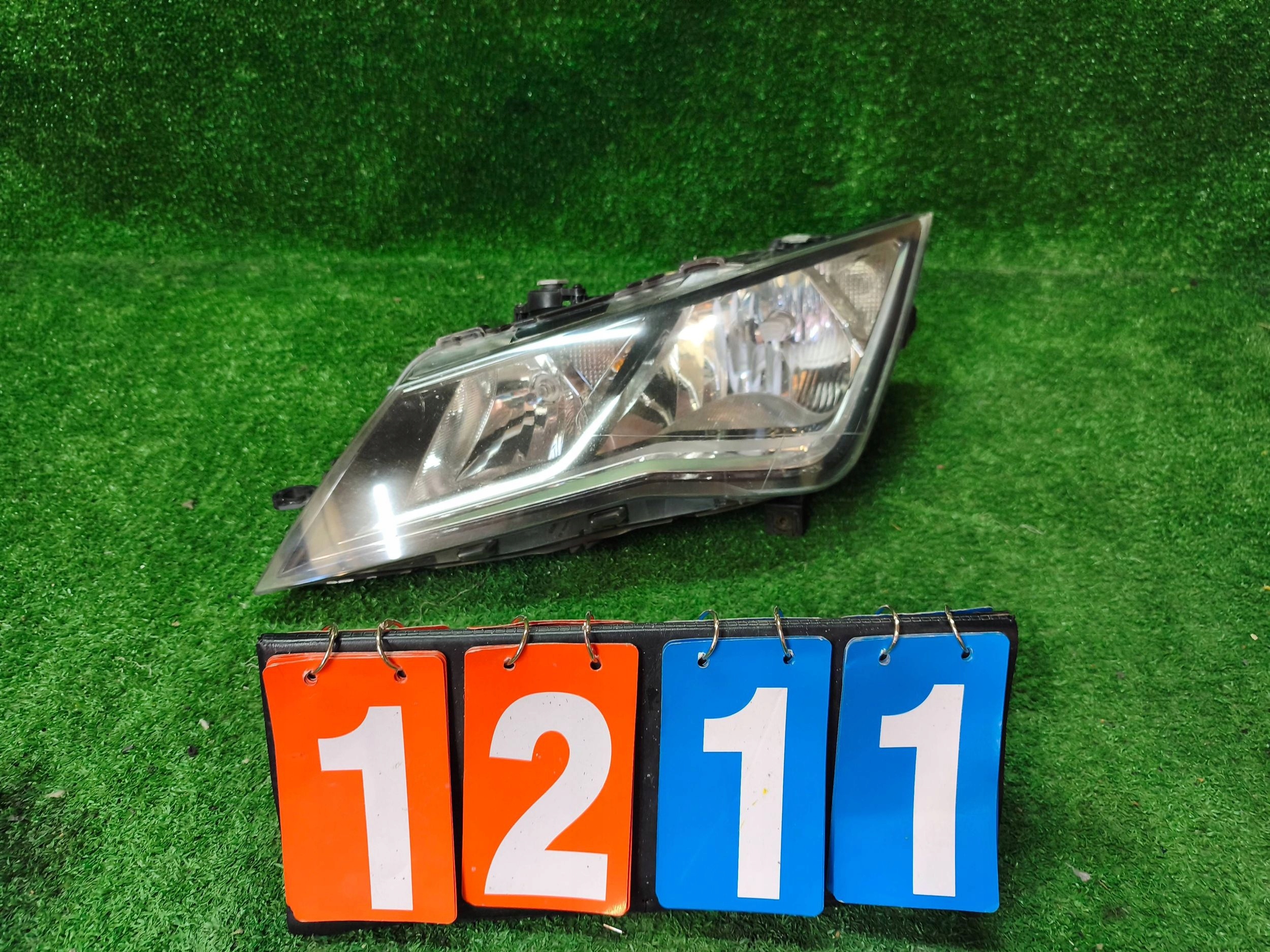 REFLEKTOR left front SEAT LEON III 5F 12- NR.1211