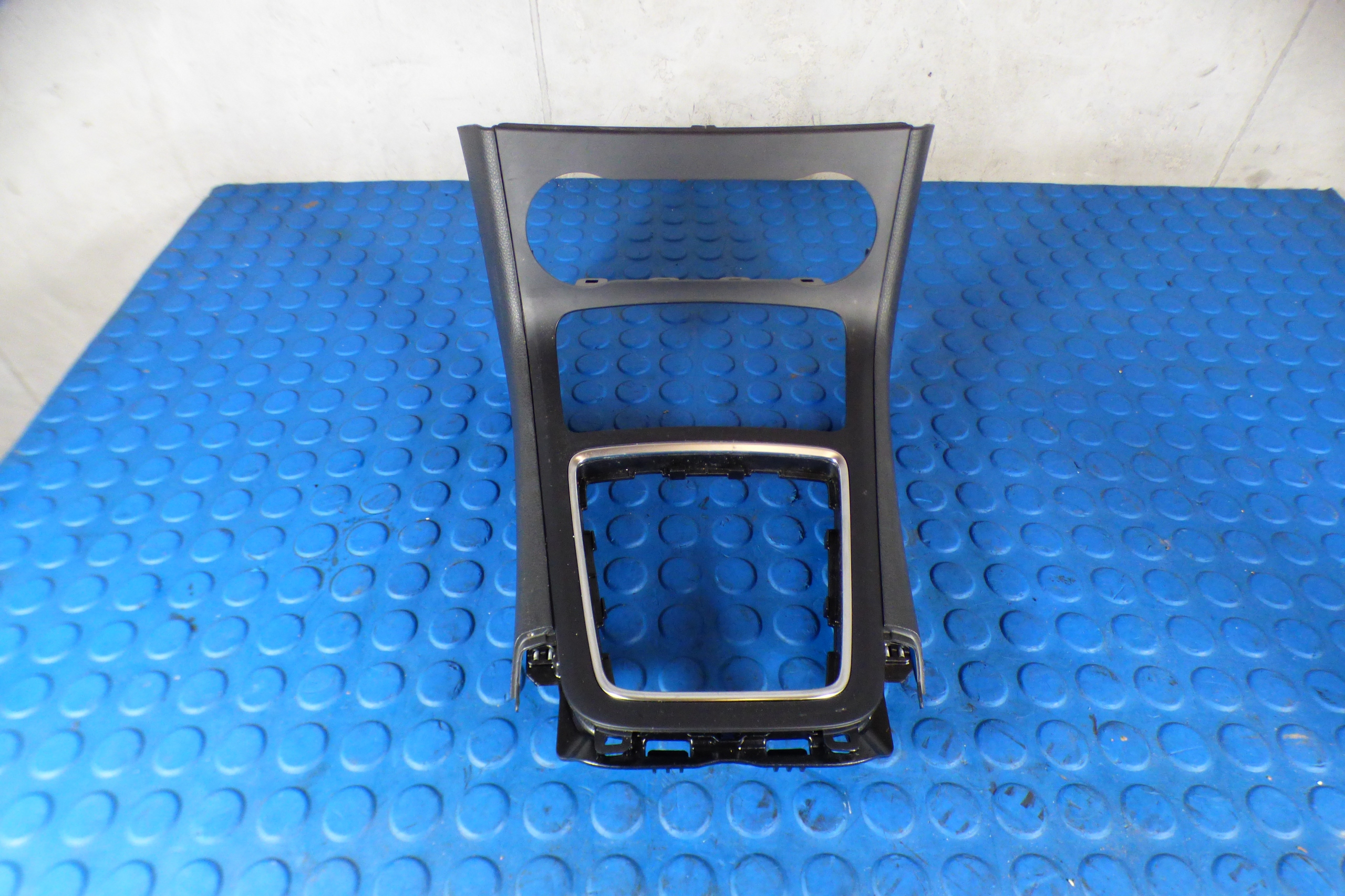 frame tunelu A2466804971 MERCEDES B-KLASA II W246
