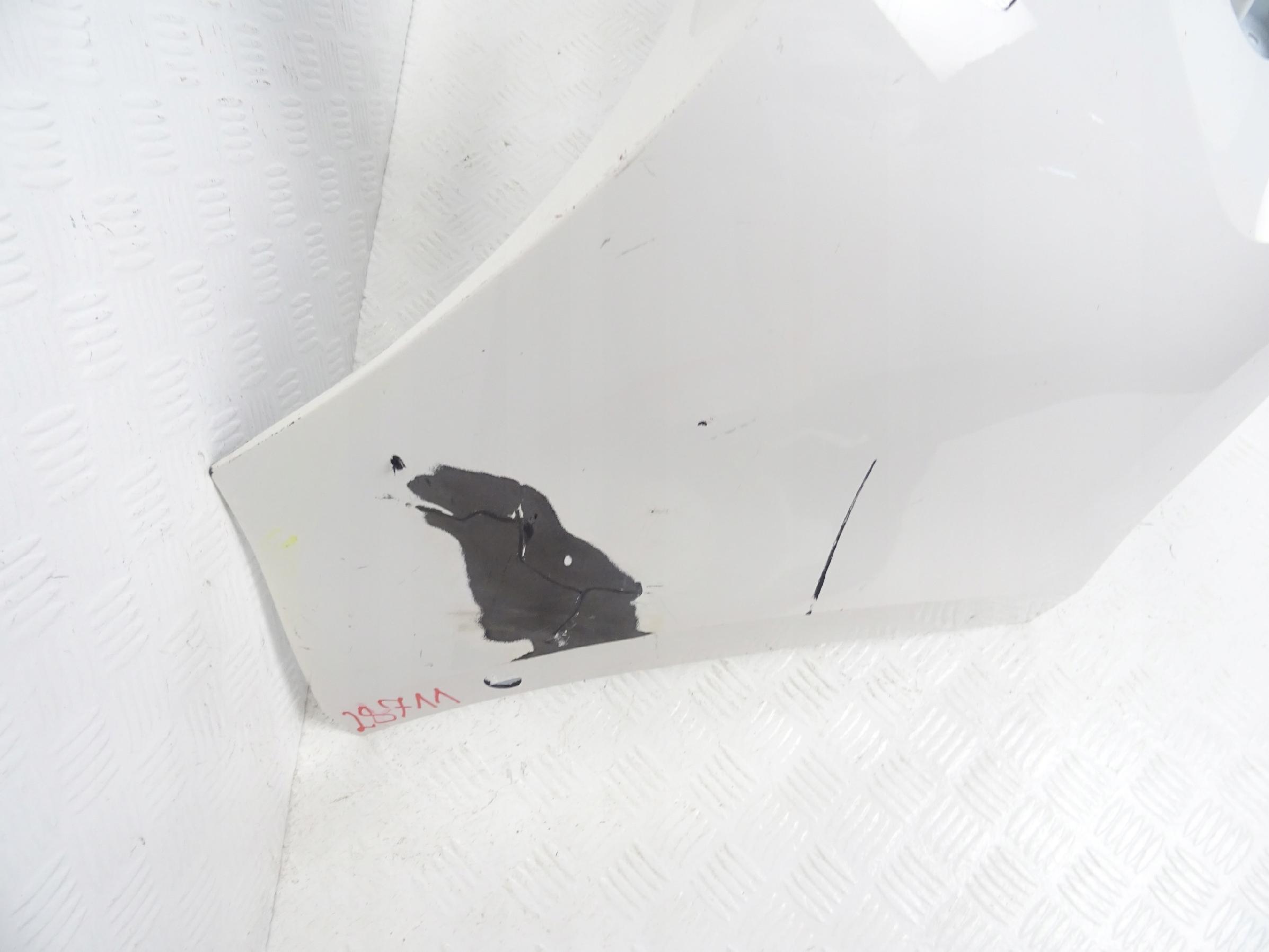 Toyota Corolla 18- bumper front front
