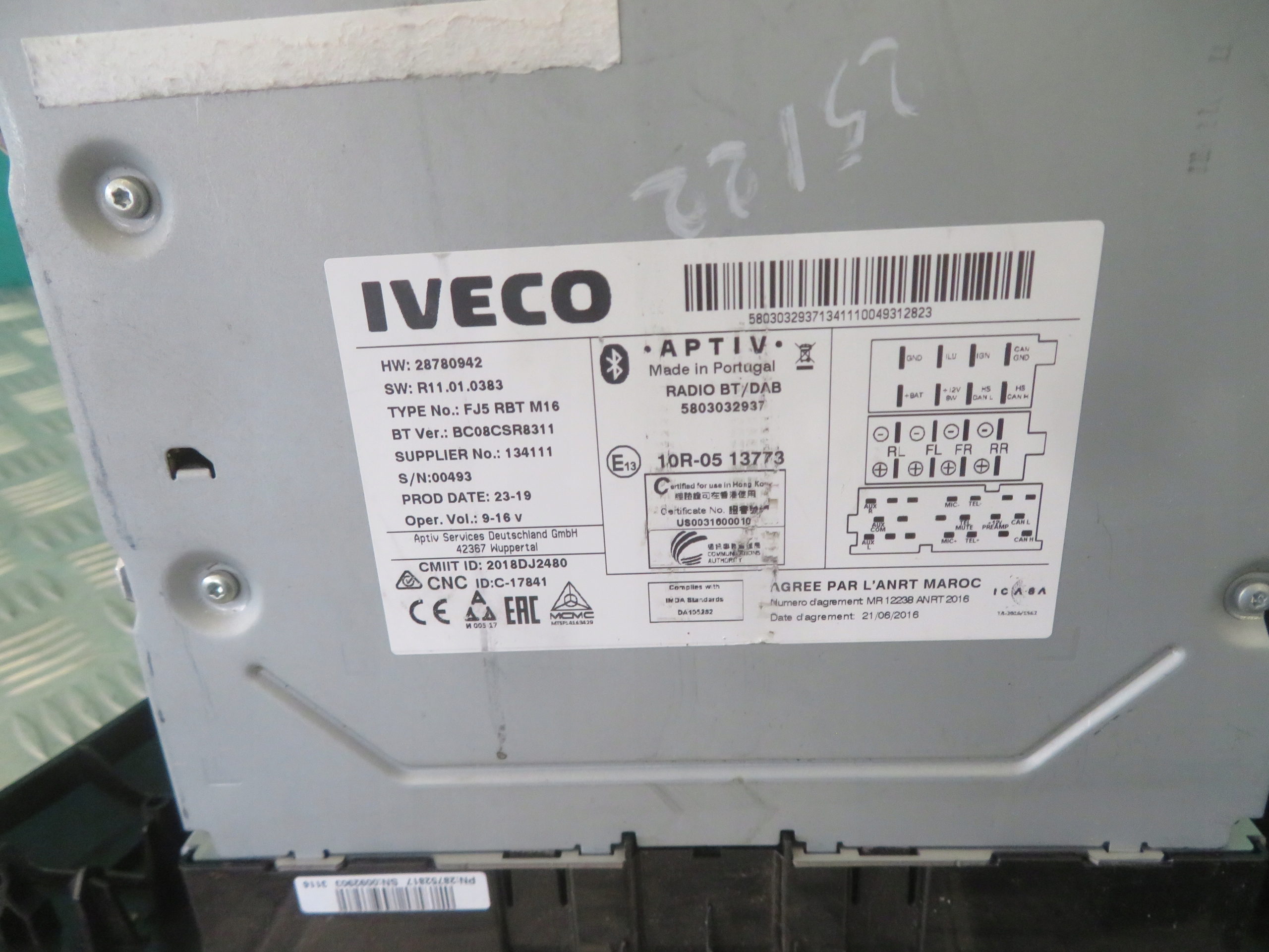 RADIO IVECO DAILY 23R 28780942