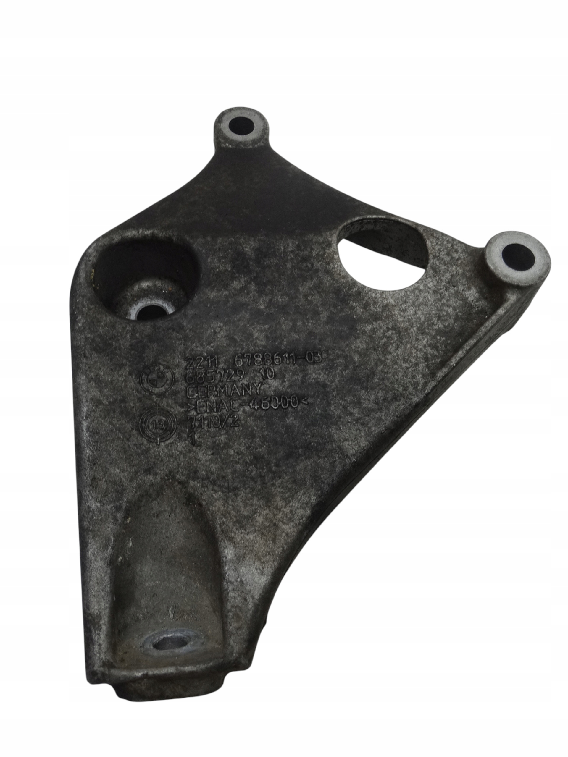 holder engine mount left BMW 1 F20 2.0D 2013R. 6788611