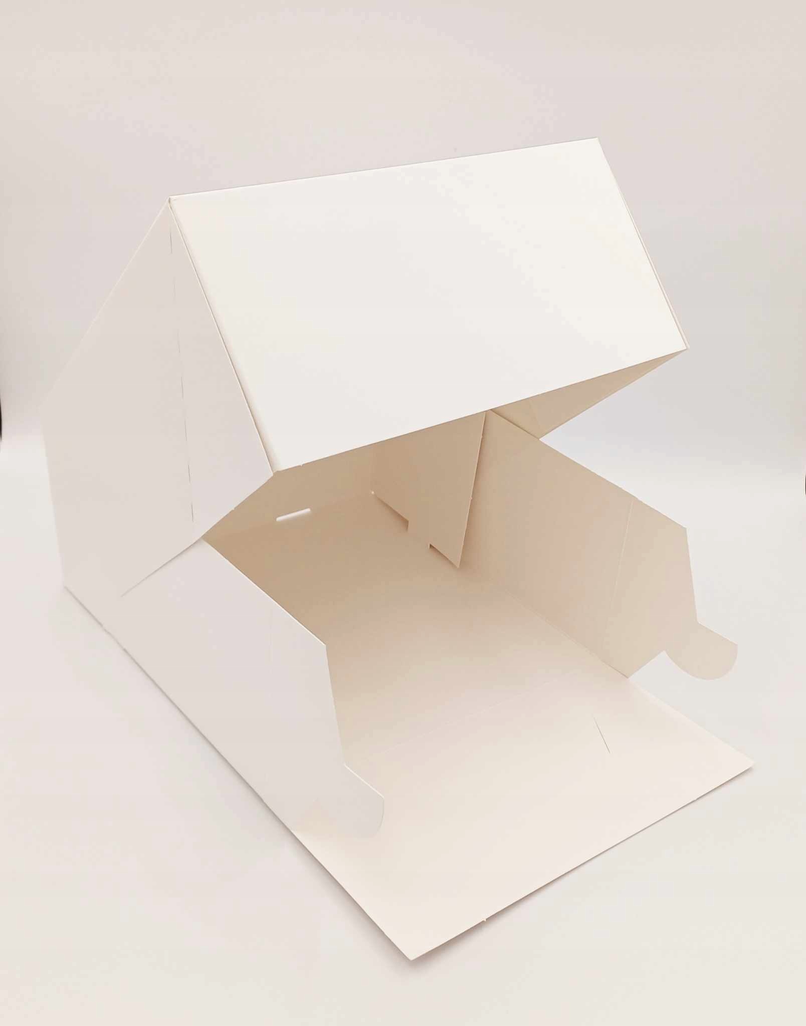 PUDEŁKO NA CIASTO CIASTKA TORCIK 18x18x9 cm BIAŁE _10 szt-