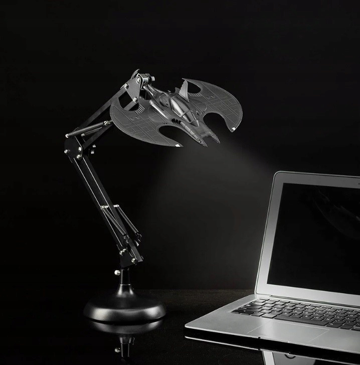 Lampička Batman Batwing 60 cm