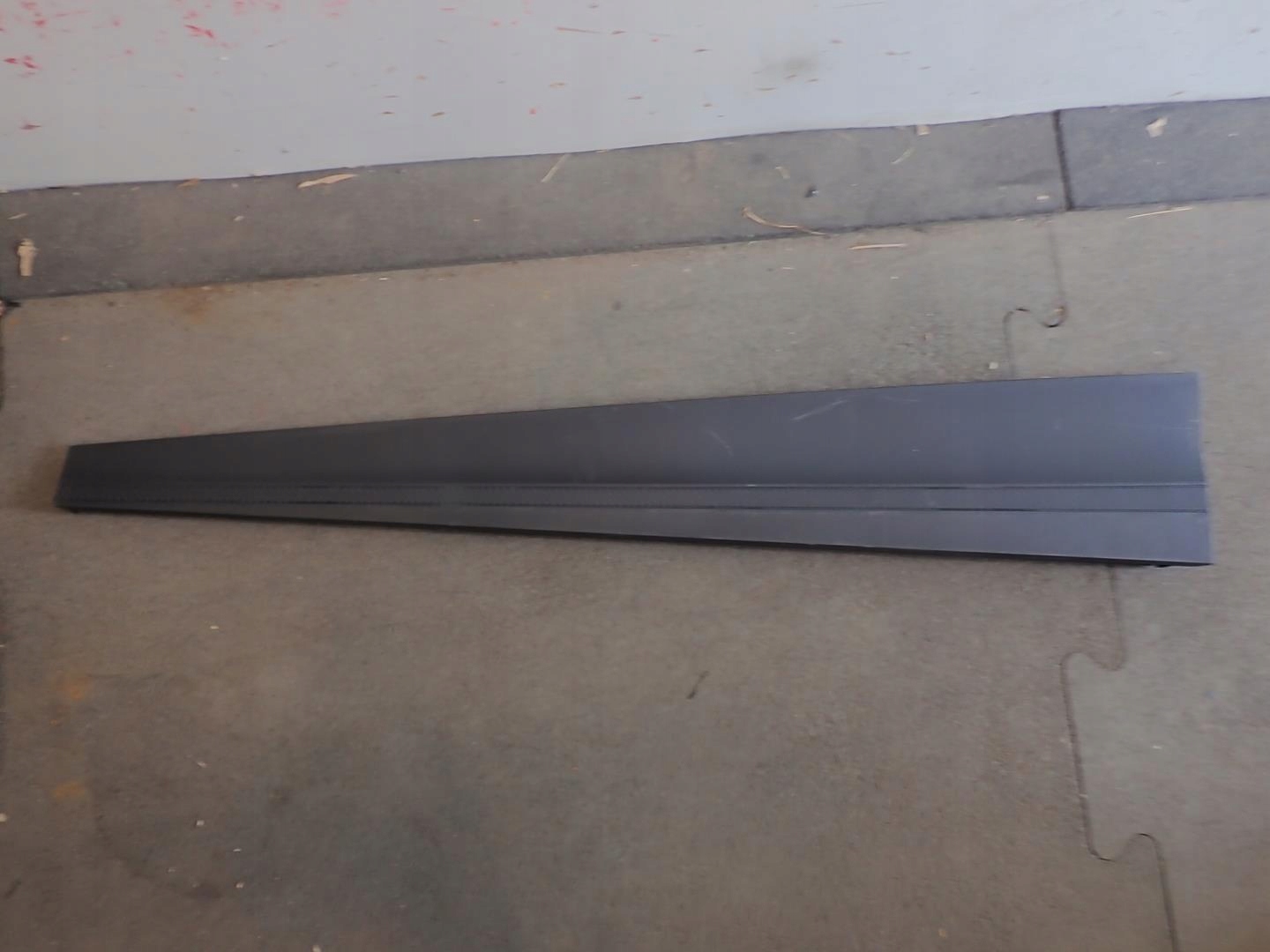 moulding door left front MG 4 11197522-2