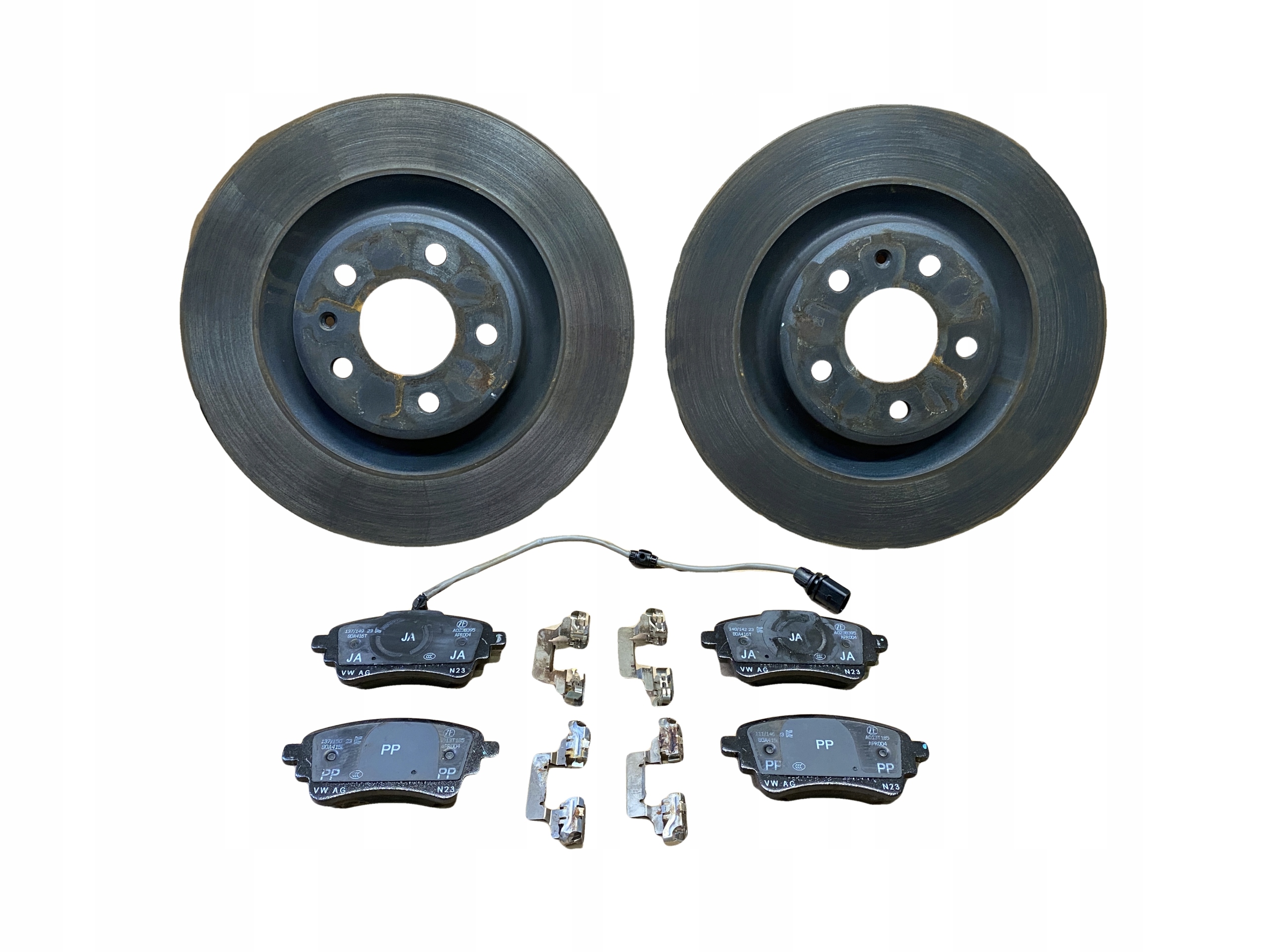 AUDI Q5 80A 2.0TDI discs brake rear part 80A615601C