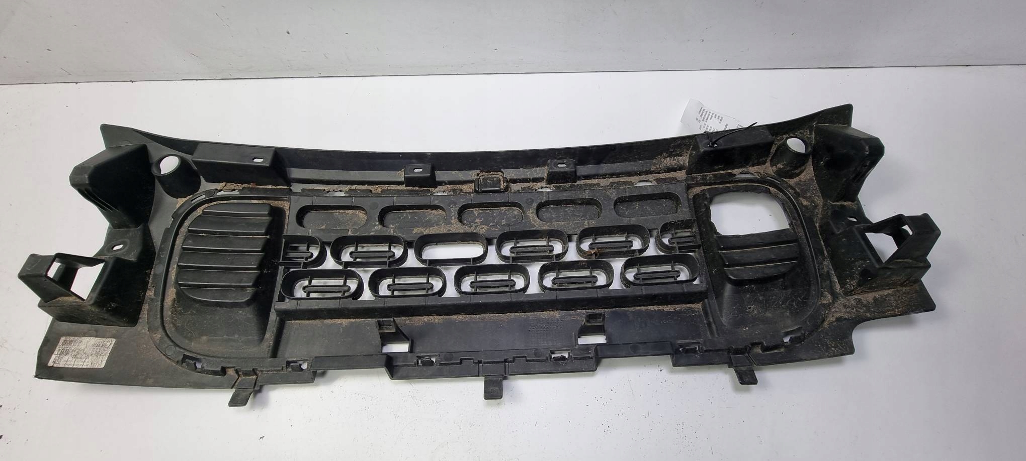 grid of a bumper front 9816749880 CITROEN BERLINGO III