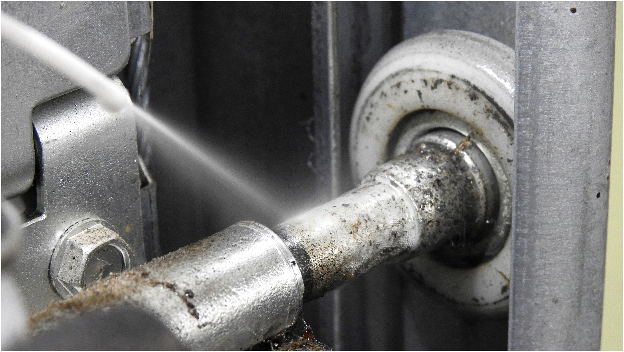 WURTH Odrdzewiacz Zmywacz Olej Multi 5w1 + Smar Uniwersalny SPRAY Waga produktu z opakowaniem jednostkowym 0.4 kg