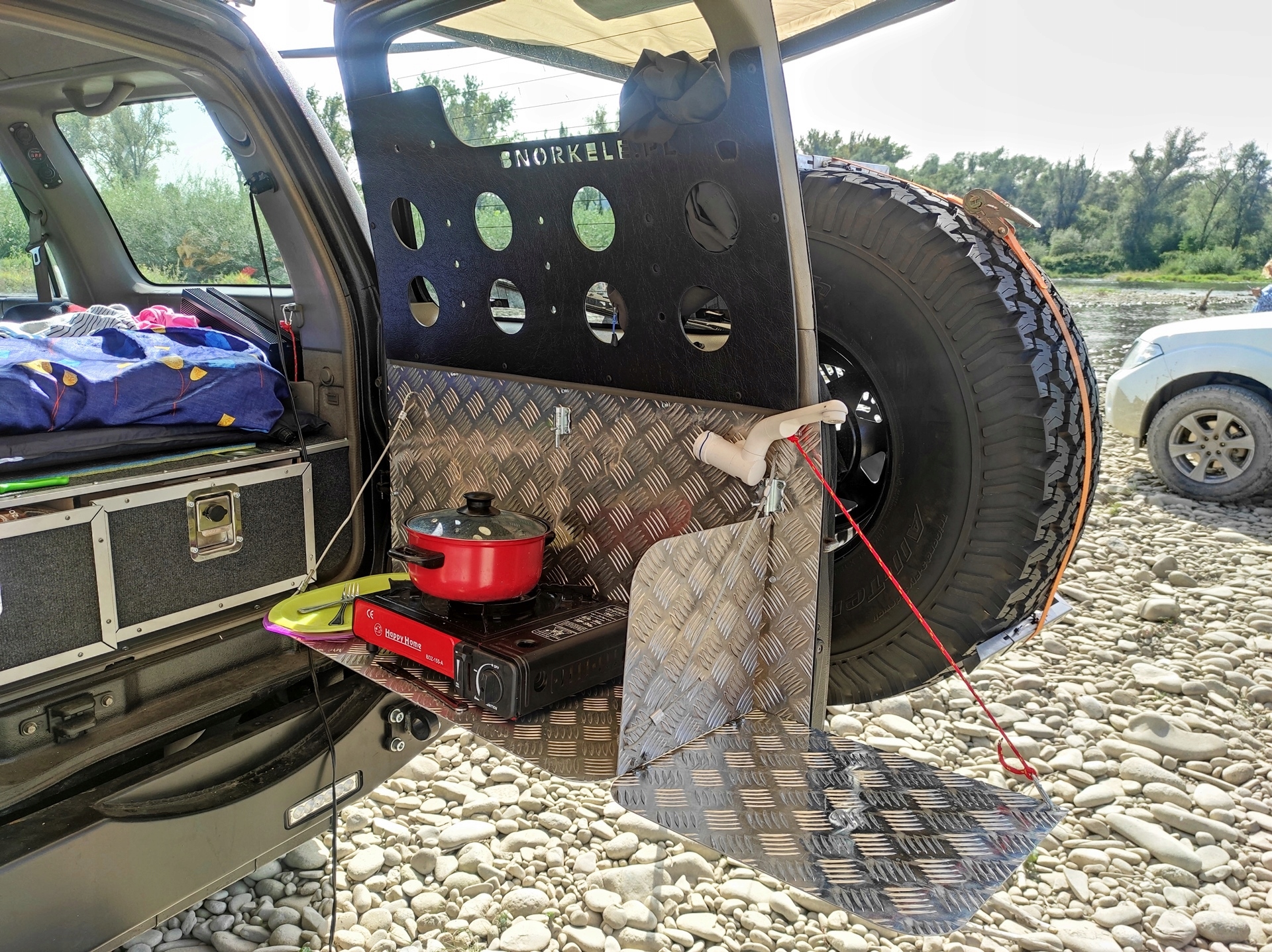 Органайзер двері багажника Patrol Y61 панель FV GU4