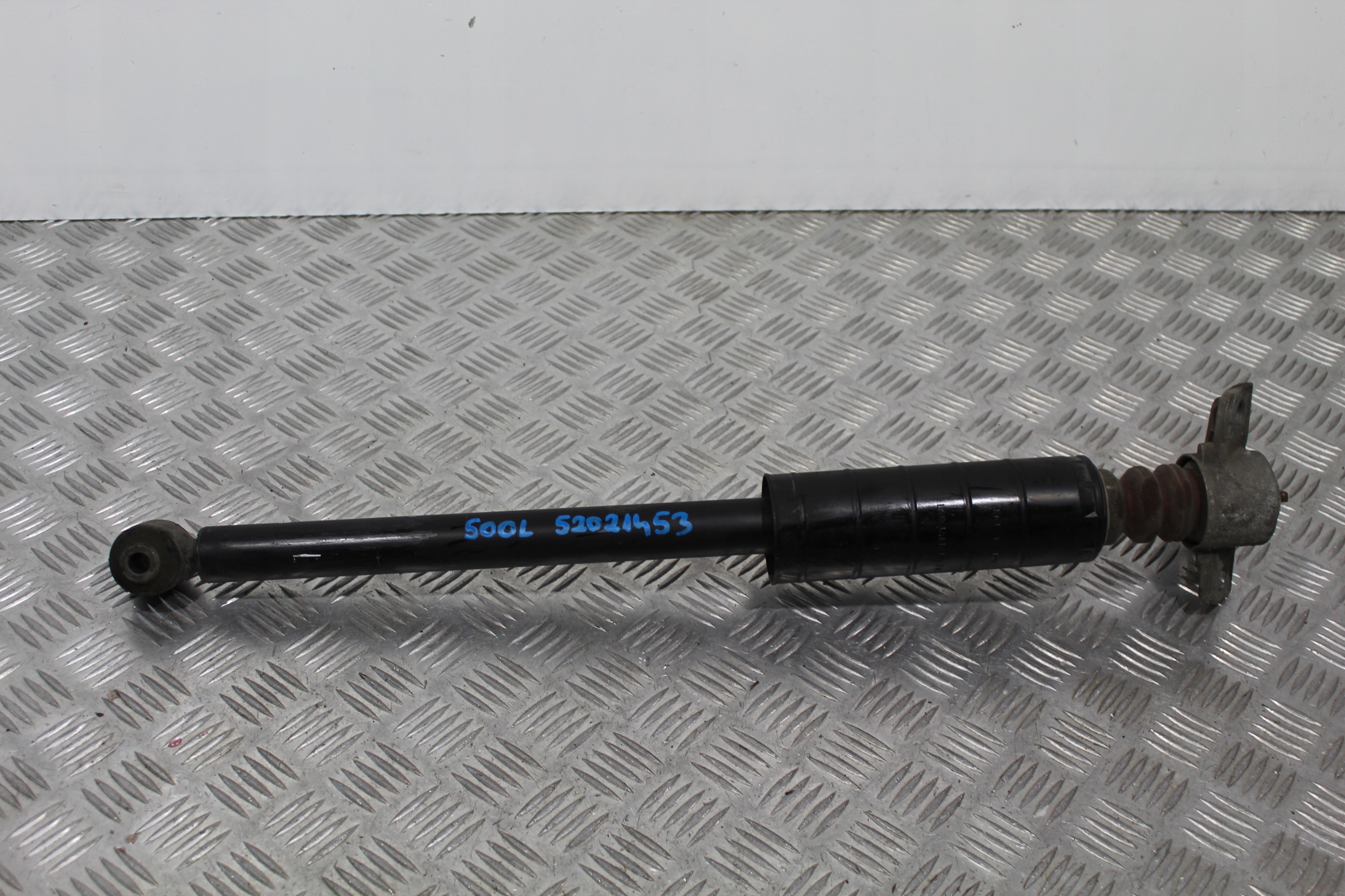 Stoßdämpfer heck FIAT 500 L 500L 52021453