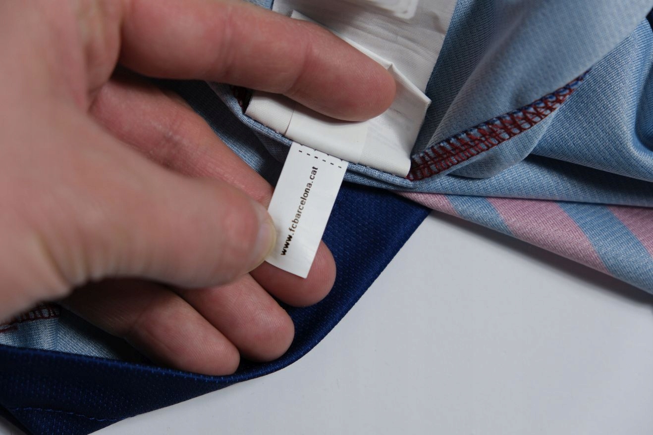 FC BARCELONA__NIKE__KOSZULKA 2017-18 HOME SHIRT__M Materiał dominujący poliester