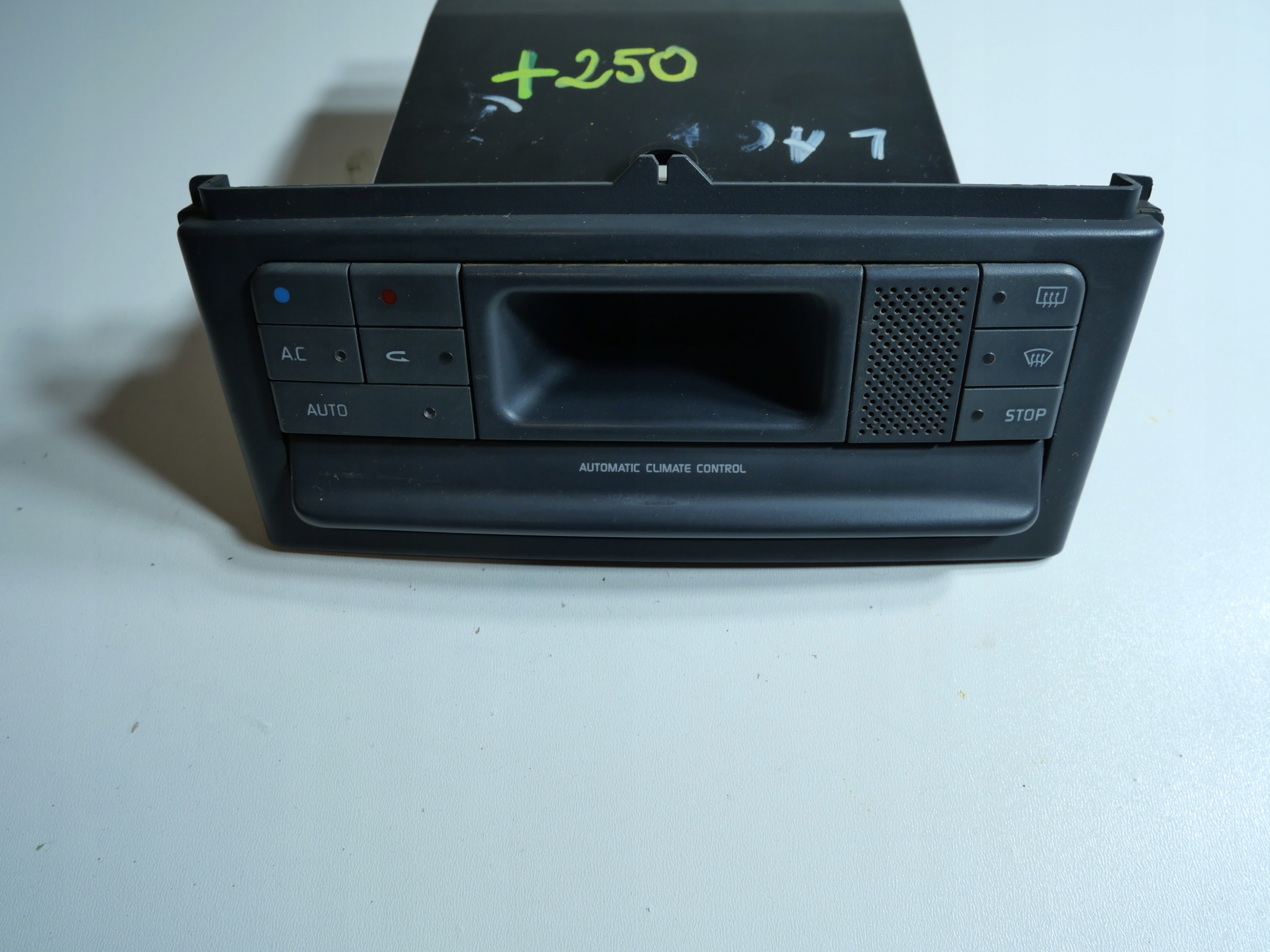 control panel air conditioning devices KLIMY 7700425674 RENAULT LAGUNA 1 and