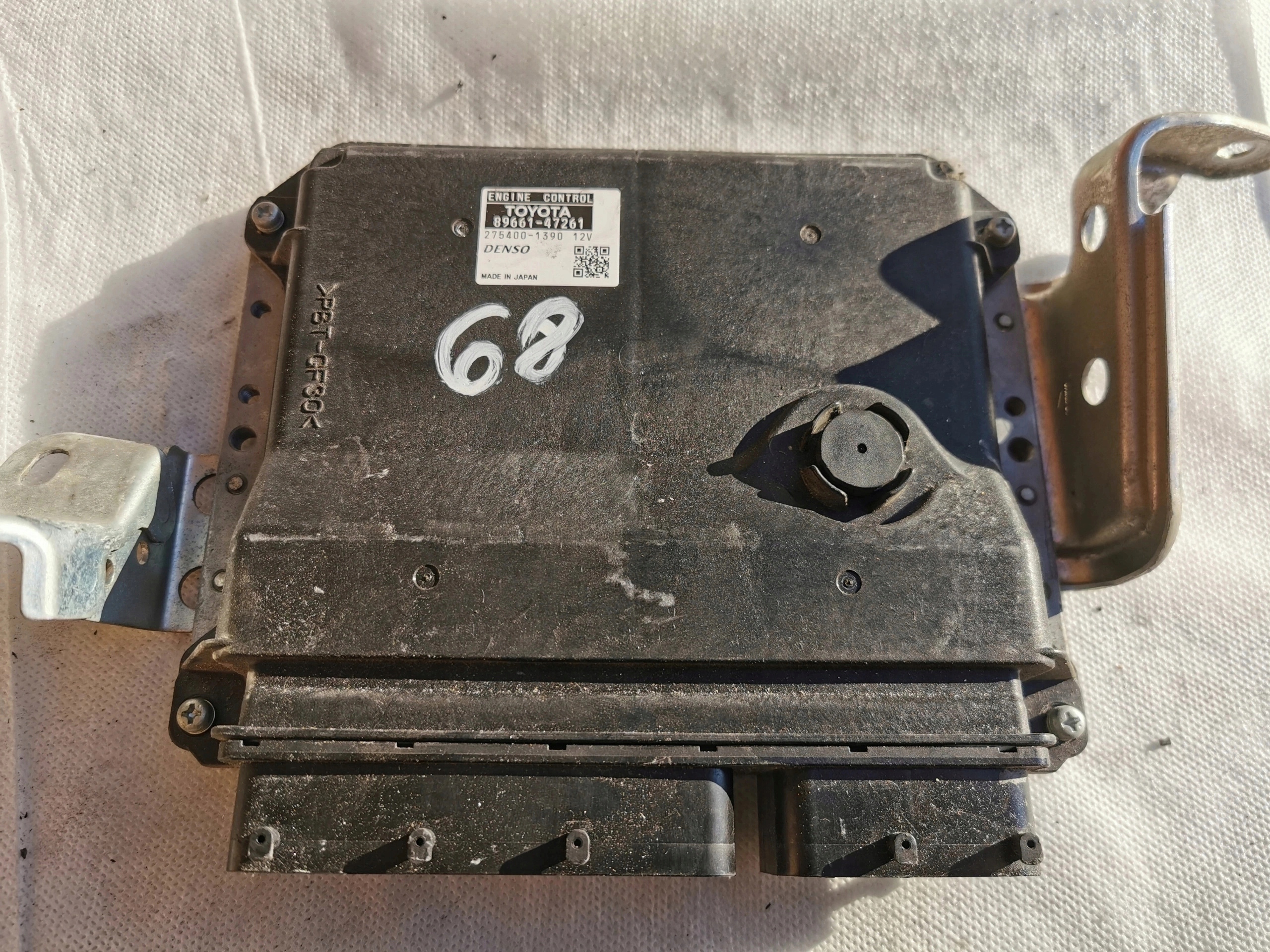 TOYOTA PRIUS 1.8B 89661-47261 275400-1390 computer