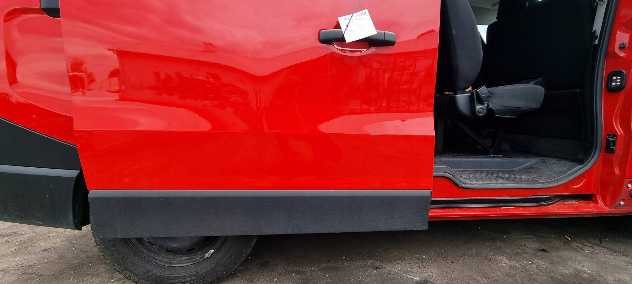 door sliding right OVNNS 2022 RENAULT TRAFIC III