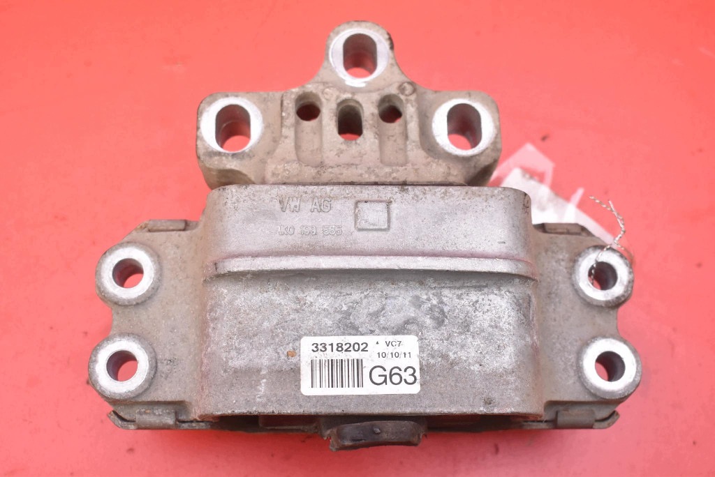 holder engine mount left 1K0199555AT VW PASSAT B7 2.0 TDI 140 KM 10-15