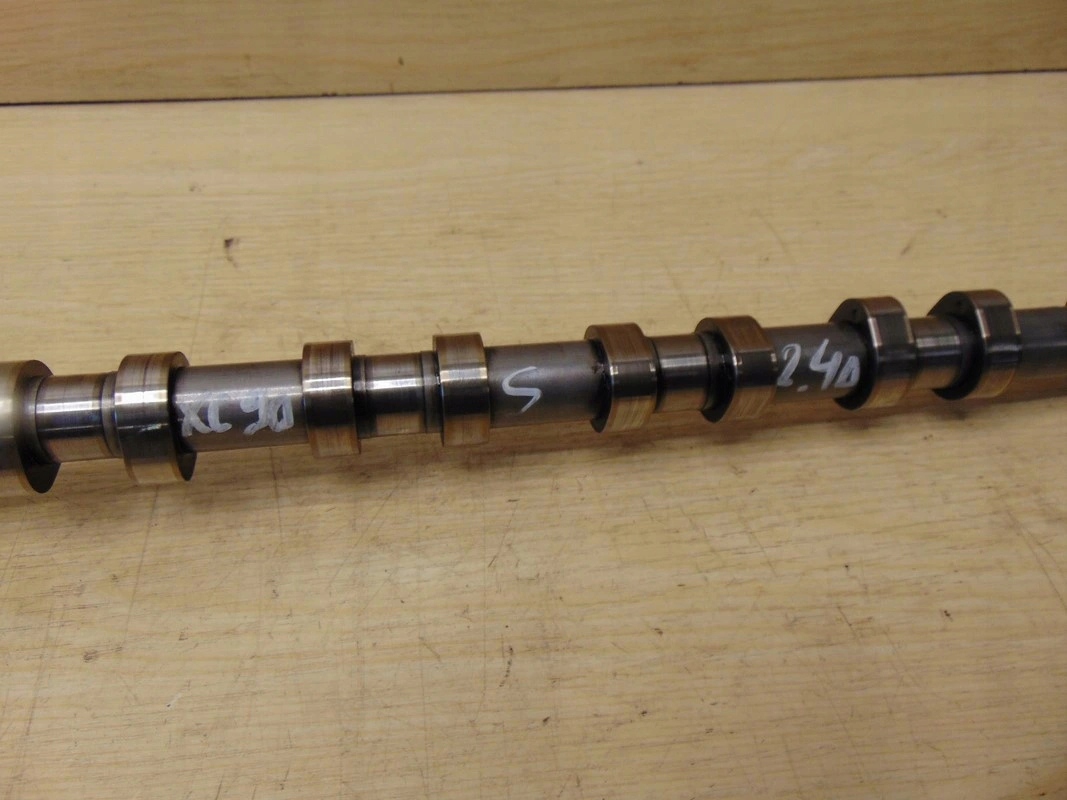 30677509 430502766 - Впускной распределительный вал VOLVO XC90 2.4 D5 D5244T