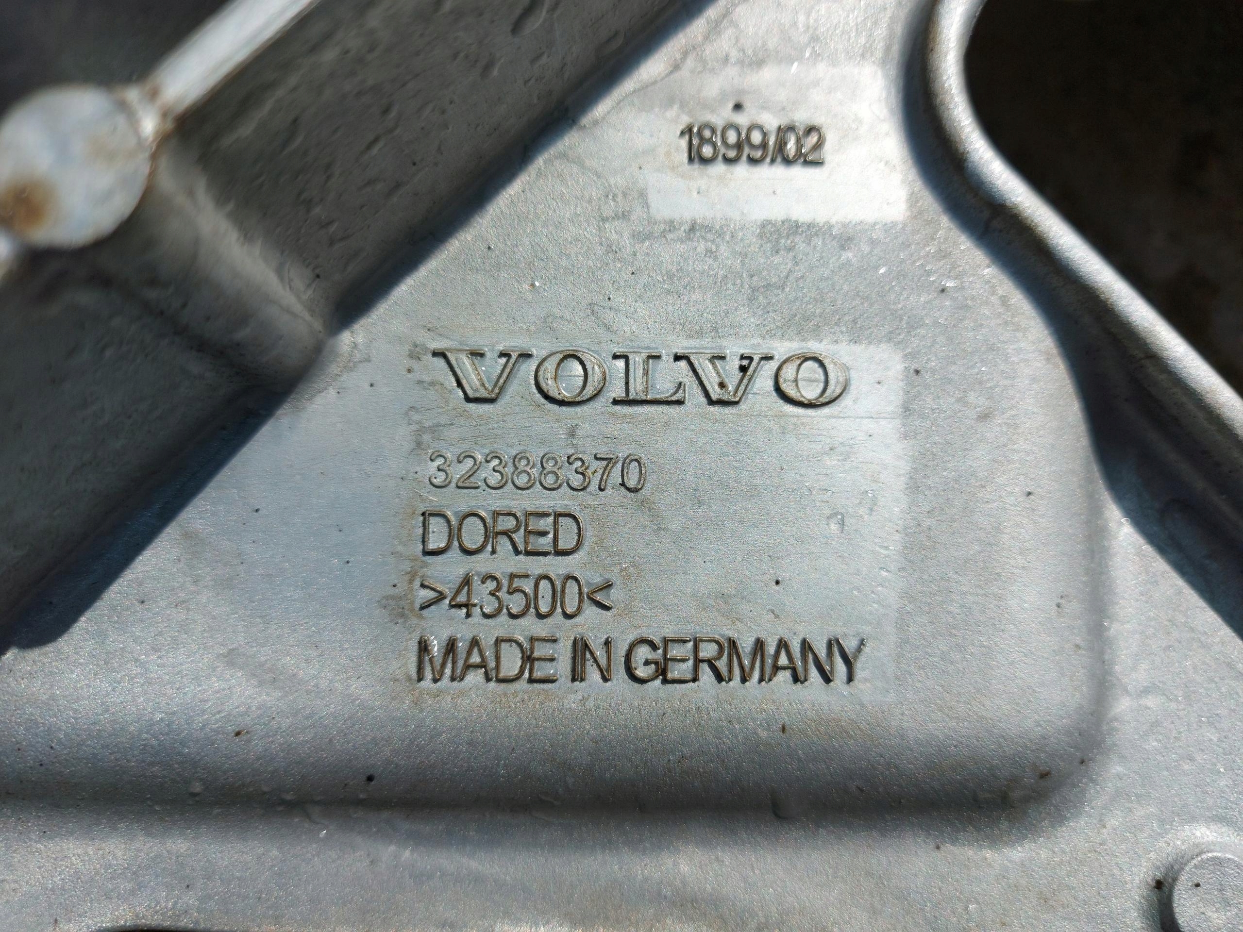 VOLVO XC40 LIFT C40 sider axle beam axle beam front electrical 32388370