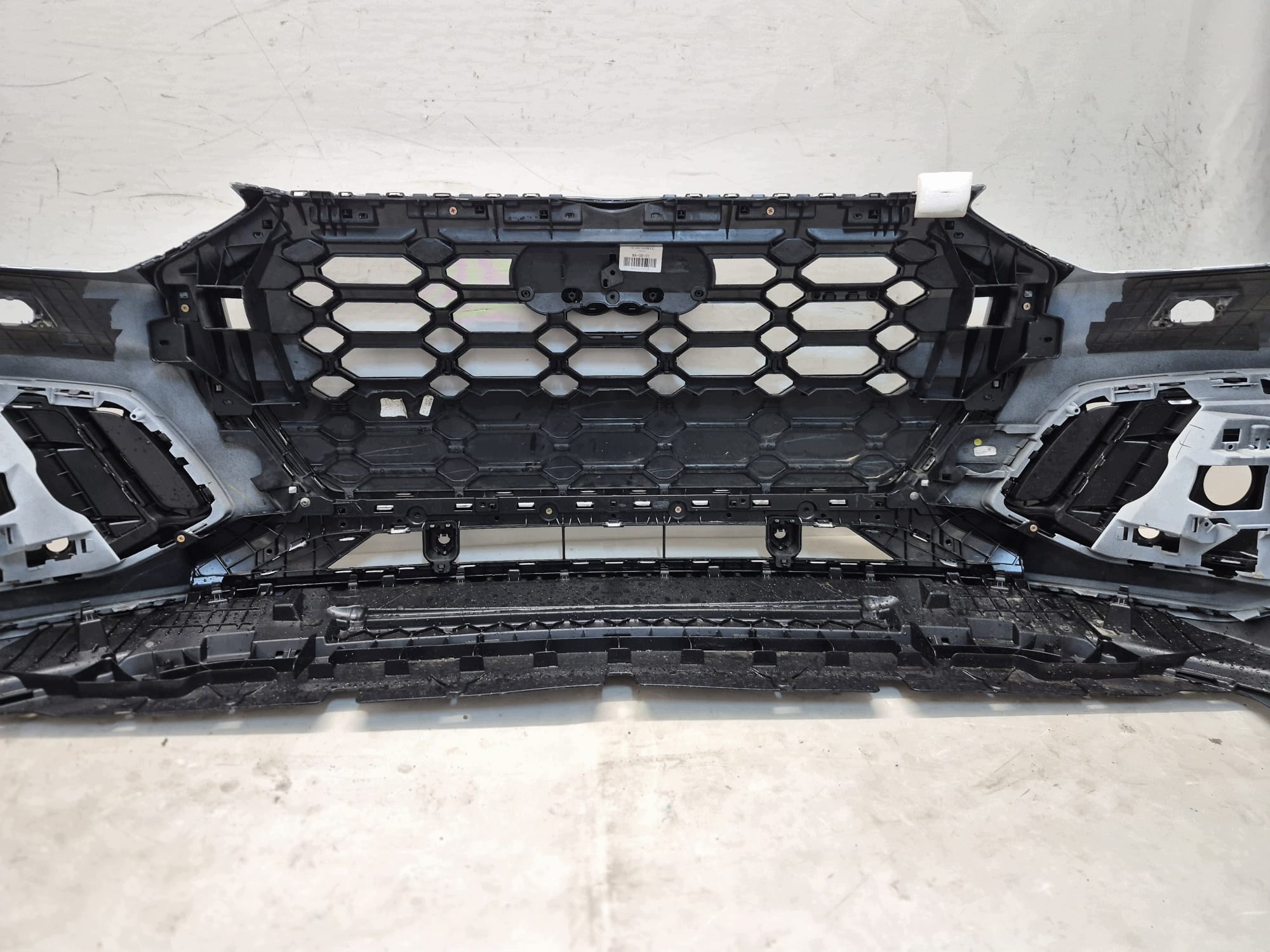 AUDI Q5 II 80A S-LINE LIFT 20- bumper front front SPR PDC 80A807437P