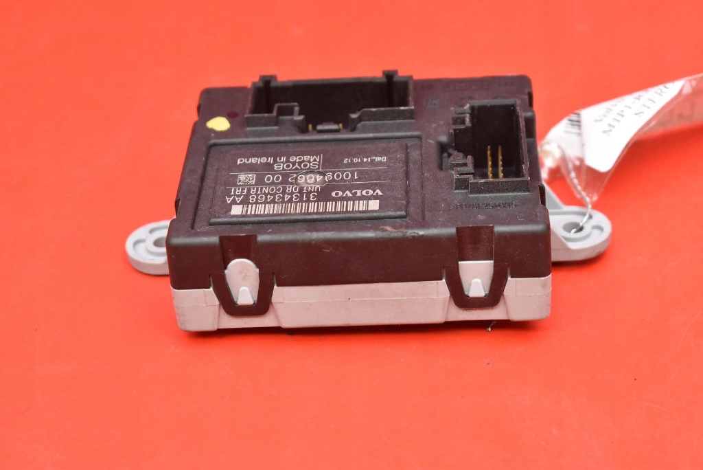 control unit module door right front 31343468AA VOLVO XC60 1 and 08-13