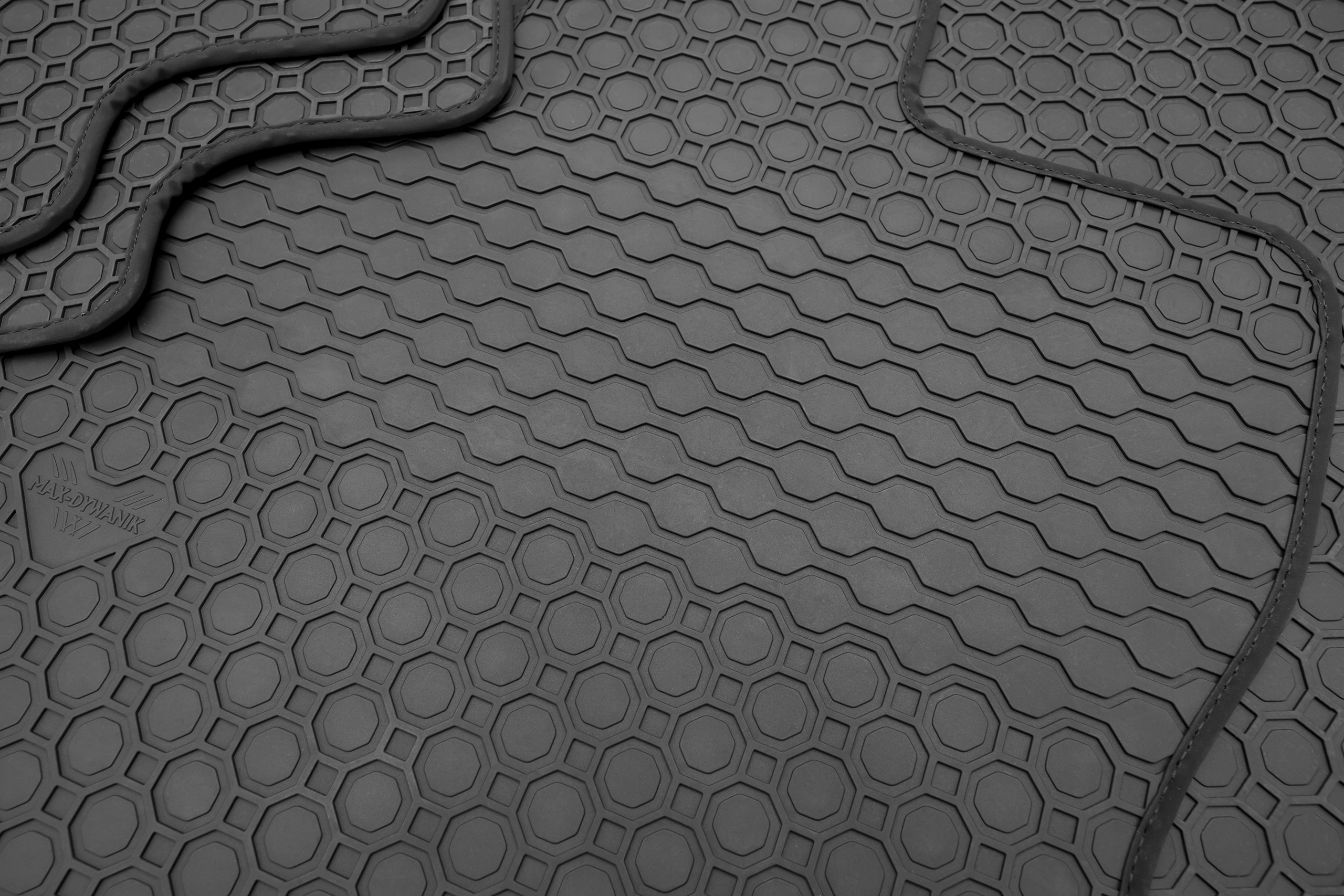 Hyundai Kona II Crossover 2023- Dywanik gumowe PrimeLiner - Czarne EAN (GTIN) 5904828974152