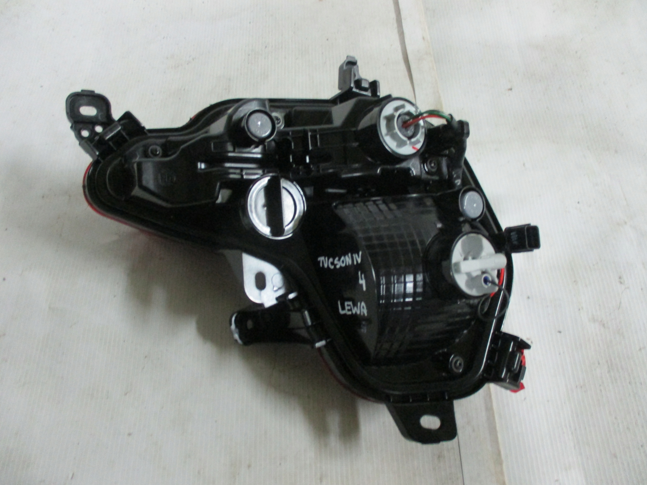 light left rear part Hyundai Tucson IV 92405-N7400