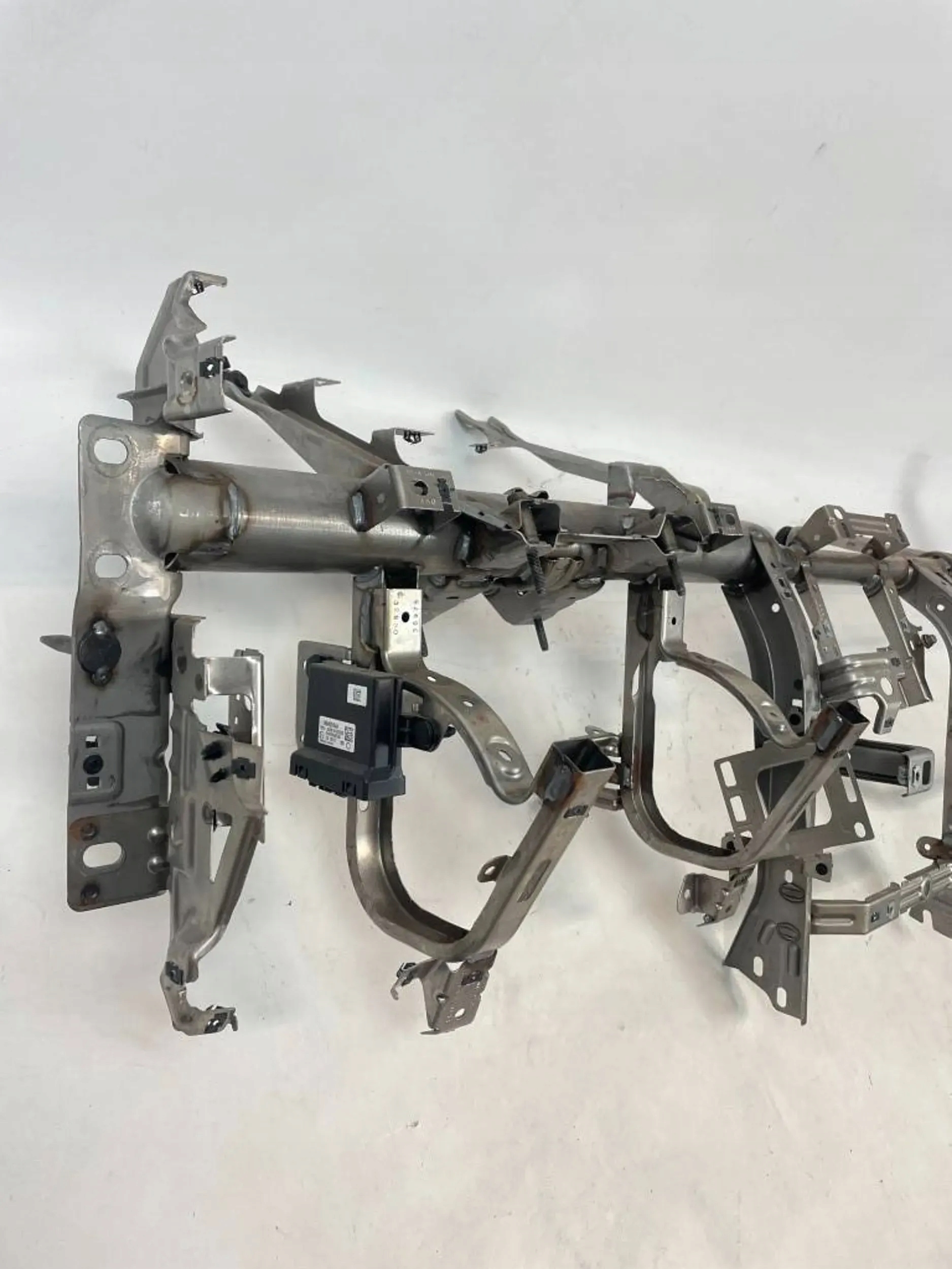 Support du tableau de bord rozdzielczej RAM TRX 2019-2024