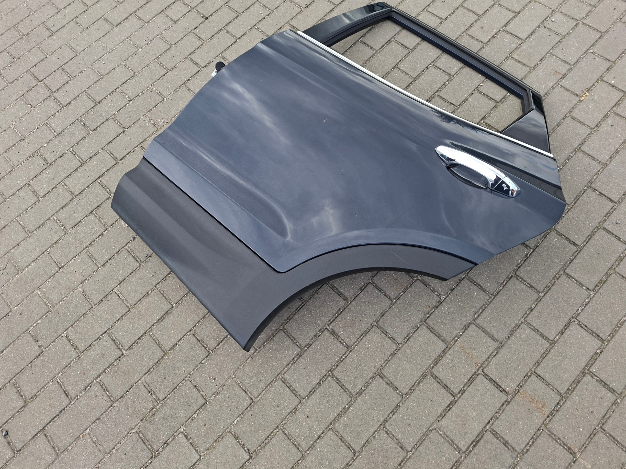 door rear part left rear. left complete HYUNDAI SANTA FE III W8U
