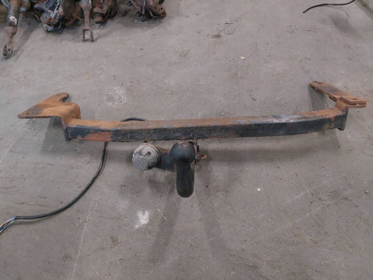 tow + TABLICZKA + bundle OPEL VECTRA B LIFT sedan
