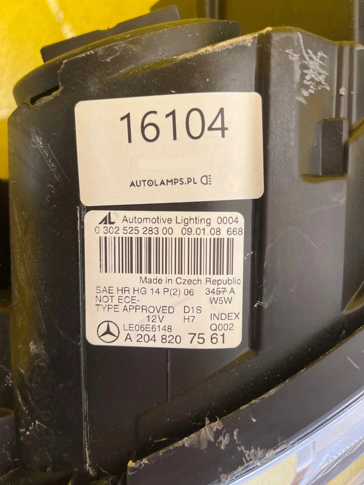 light left Mercedes W204 C-Klasa 11-14 XENON A2048207561