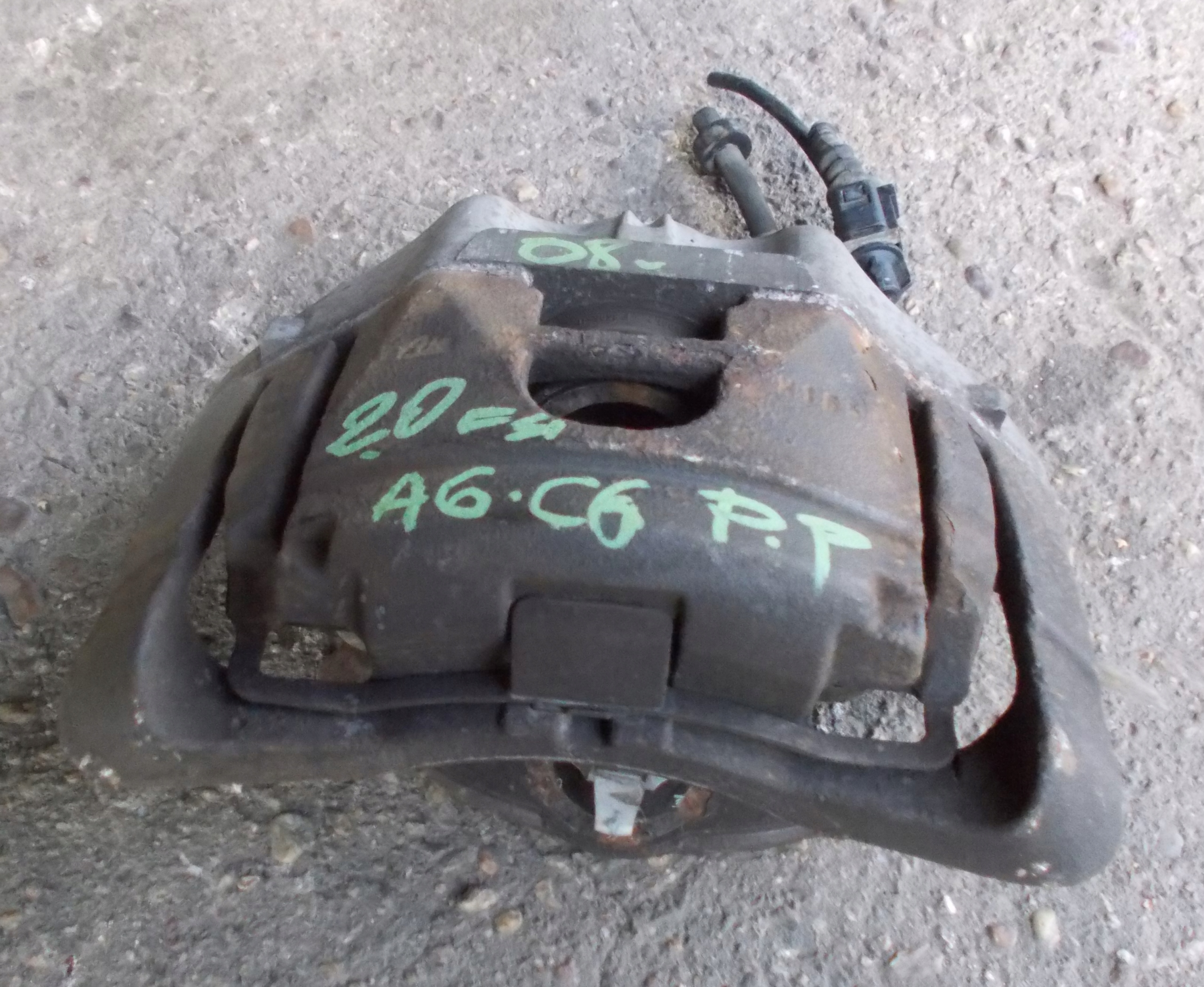 AUDI A6 C6 2.0 TFSI 08R caliper brake right front