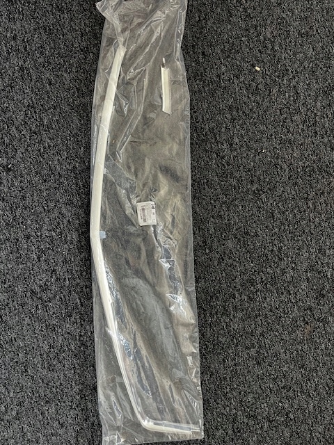 abakus 037-34-440 молдинг решетка радиатора