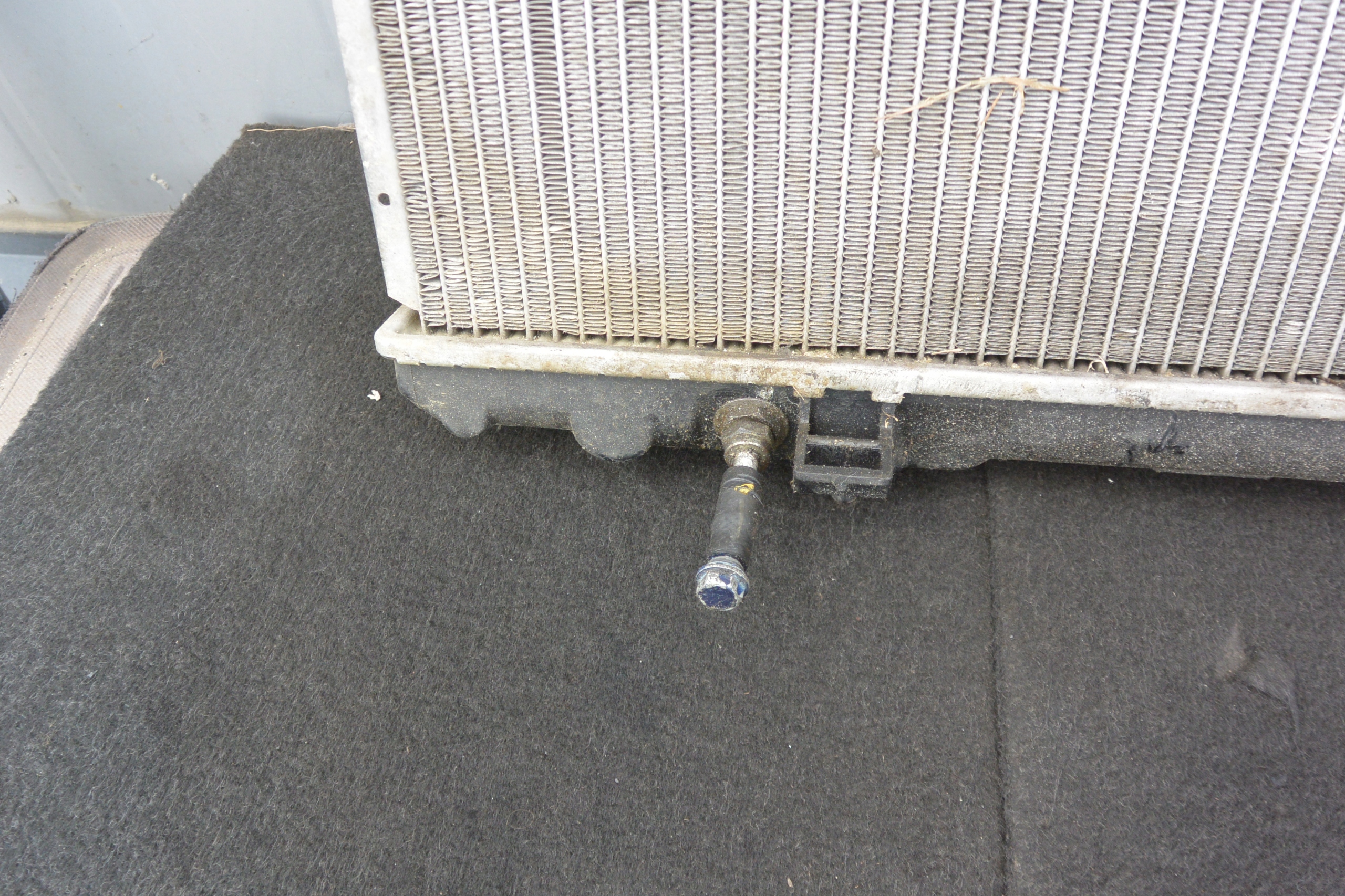 water cooler AUTOMAT NISSAN MAXIMA A33 QX