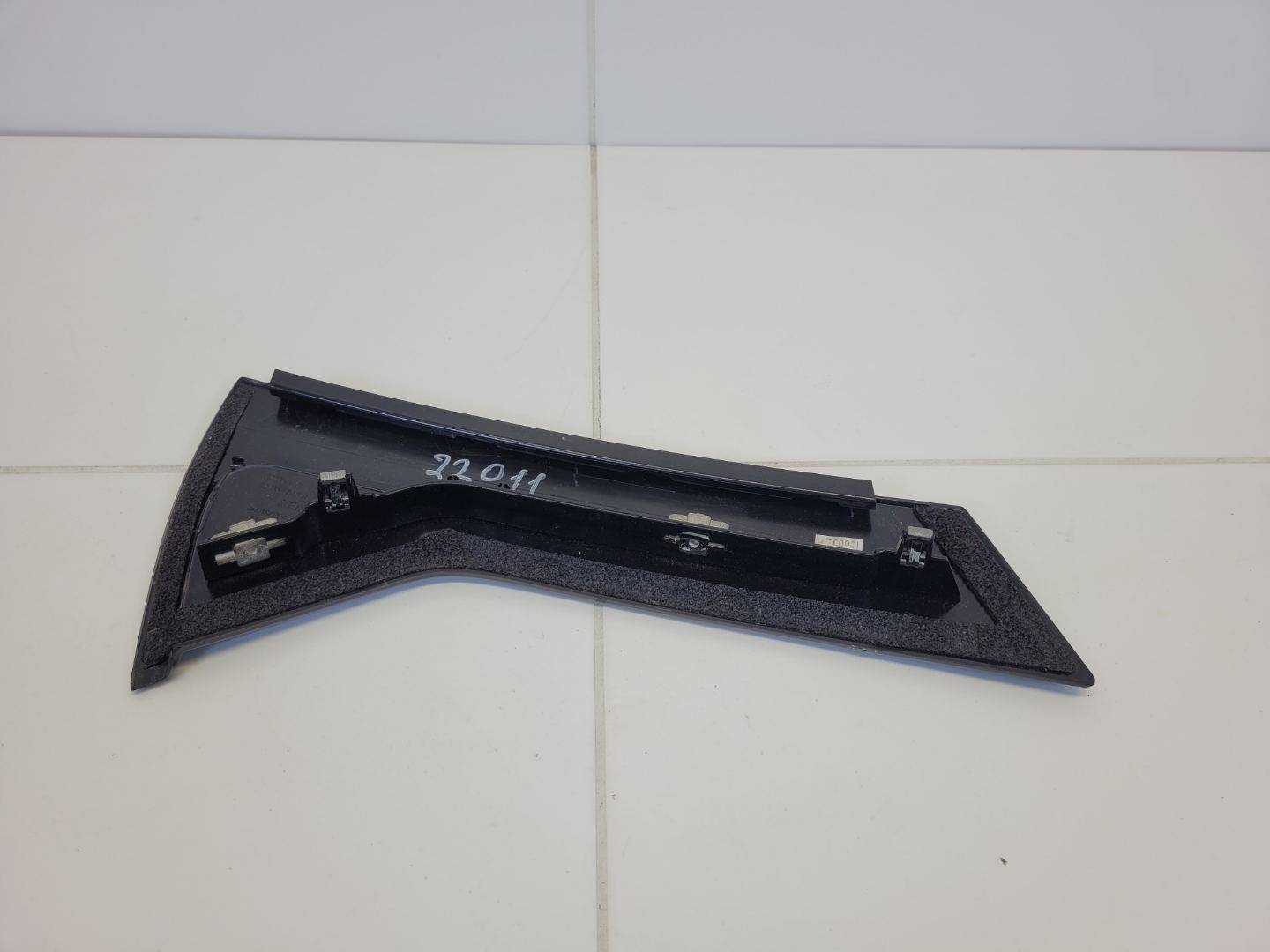 moulding door left side Renault Captur 2016 822351661R