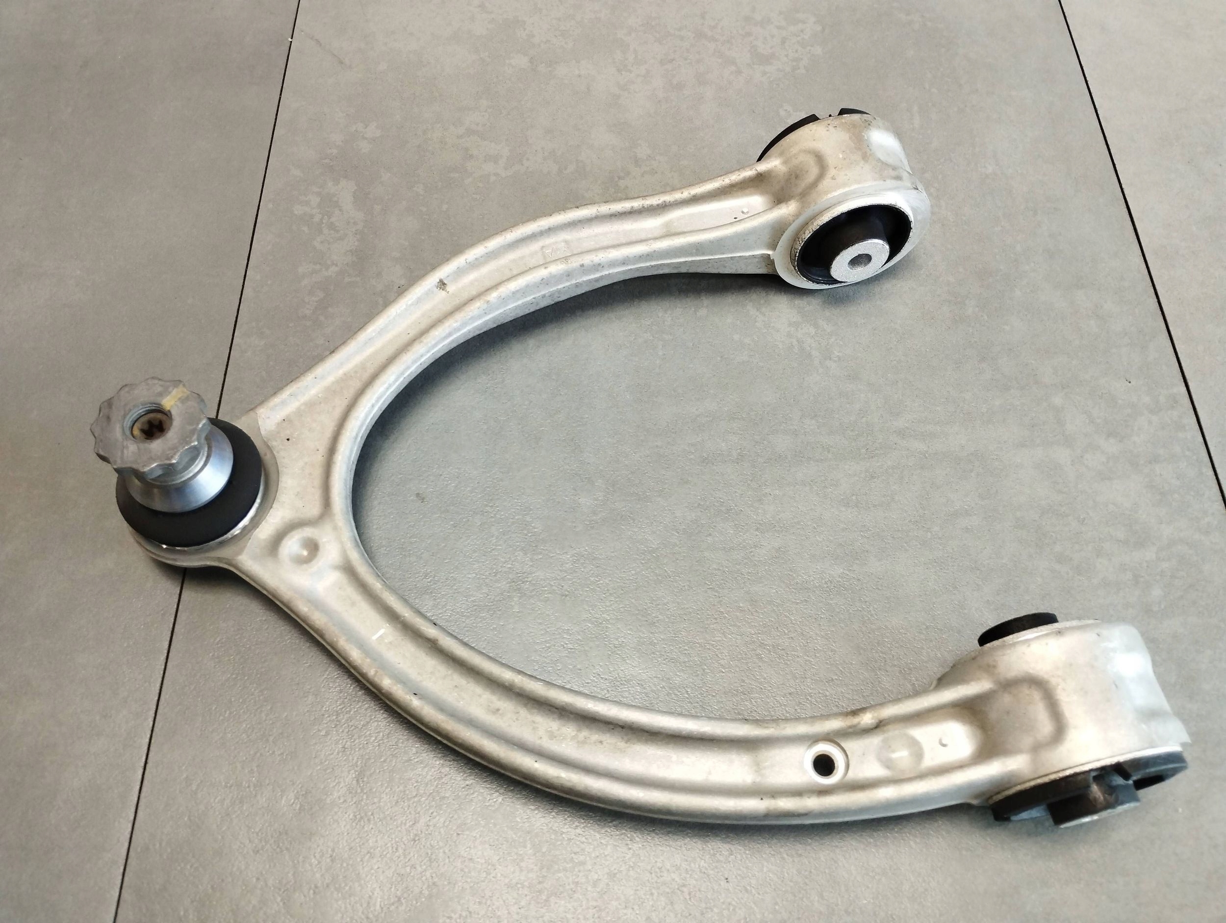 Mercedes-Benz GLC X253 arm left front