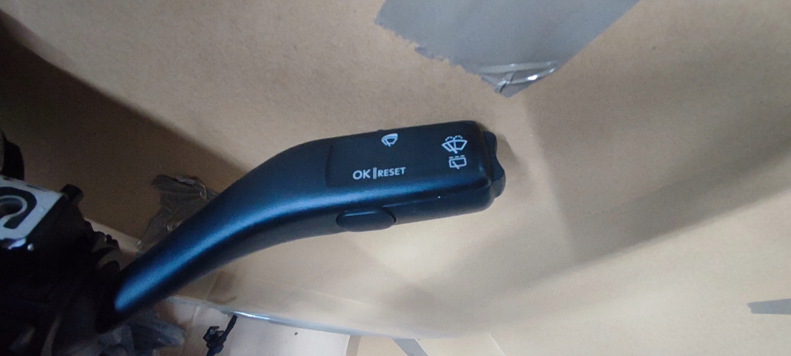 VW GOLF V plus steering wheel levers and controls RESET + ignition Z KLUCZYKAMI