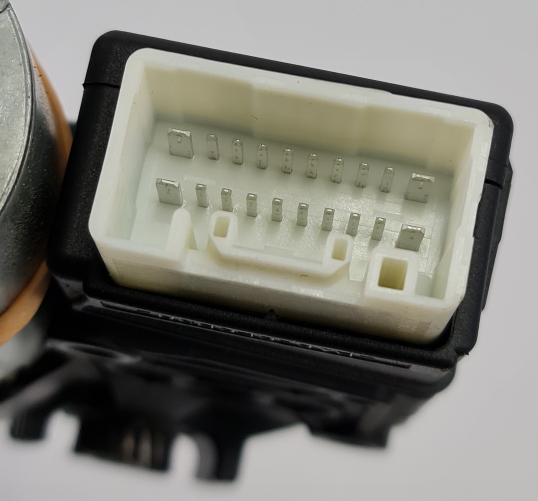 SILNICZEK PANORAMY MERCEDES GLK X204 A2049064102 Quality of parts according to GVO O original with car manufacturer s logo OE