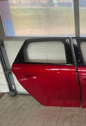 Tür hinten heck Seite rechts Peugeot 308