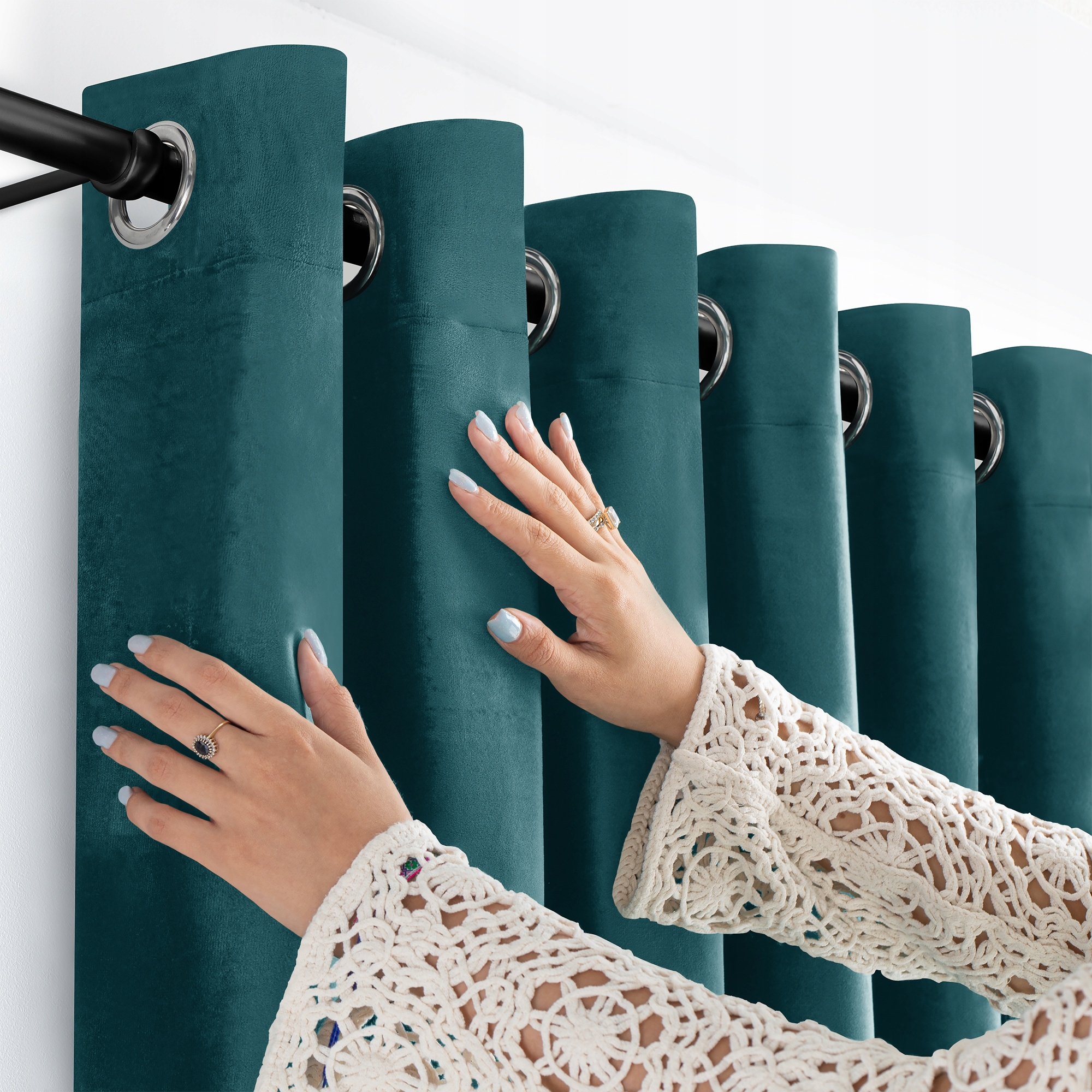 Filumi Matné velurové záclony oka do obývacího pokoje Tmavě Tyrkysové 140x270