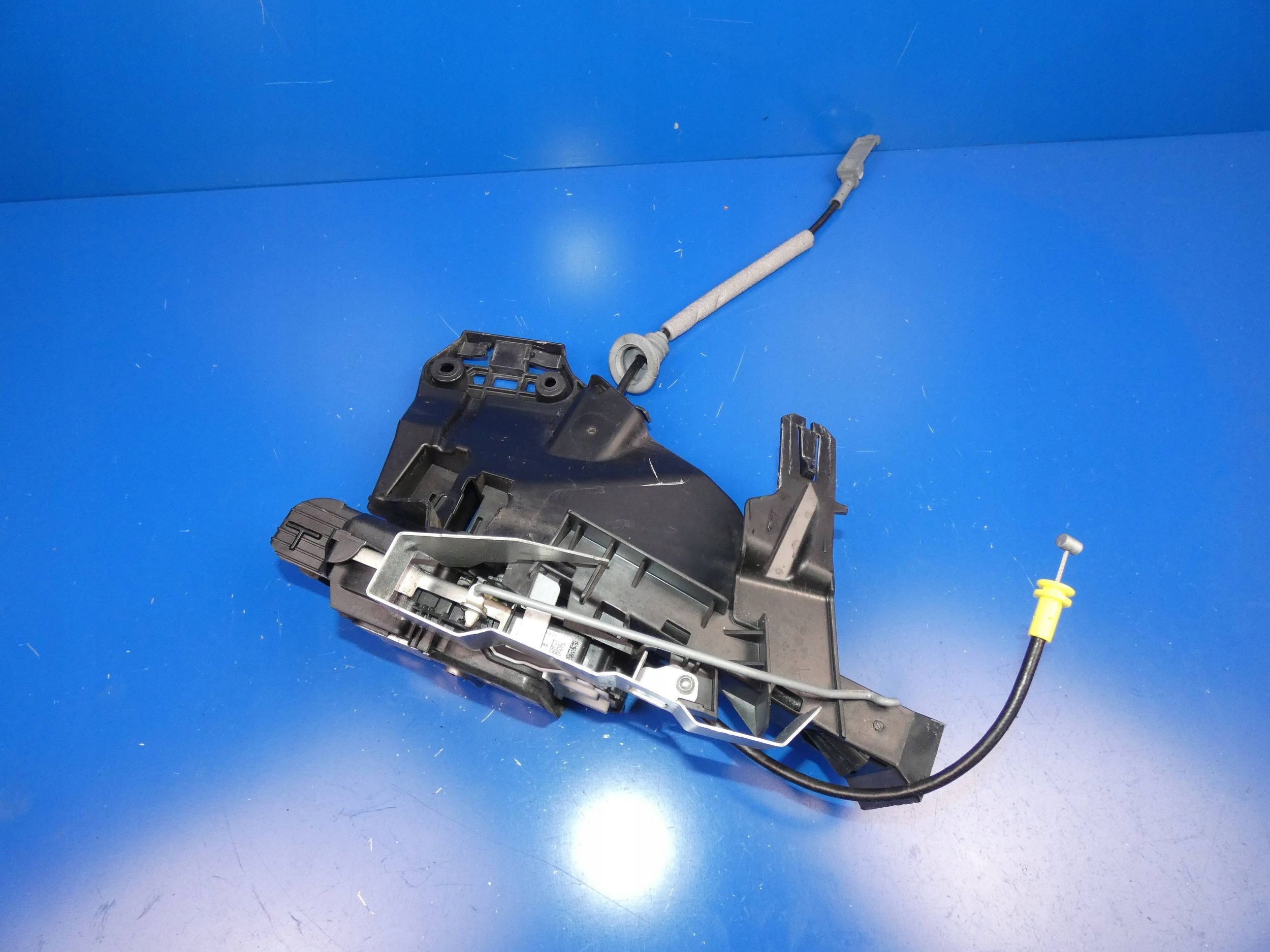 VOLVO V90 S90 lock door left front front