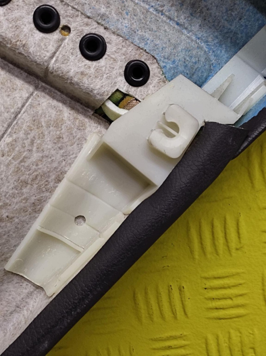 OPEL VECTRA C upholstery side door left front