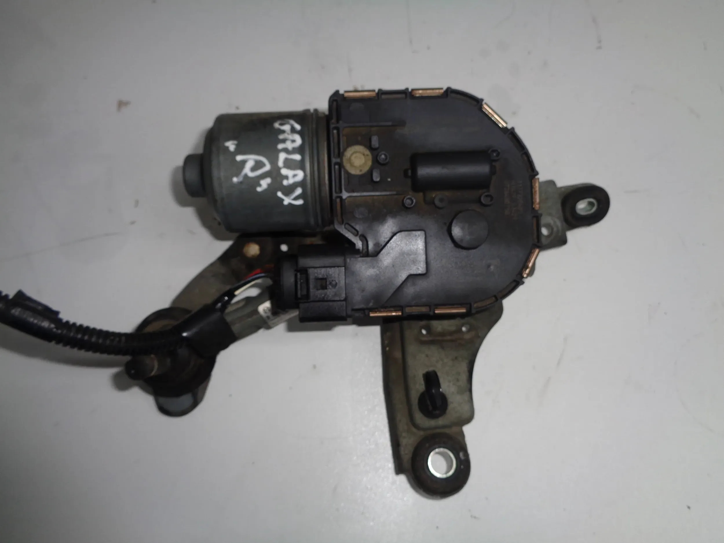 FORD GALAXY 07-15 GESTÄNGE MOTOR WISCHER 6M2117508AD
