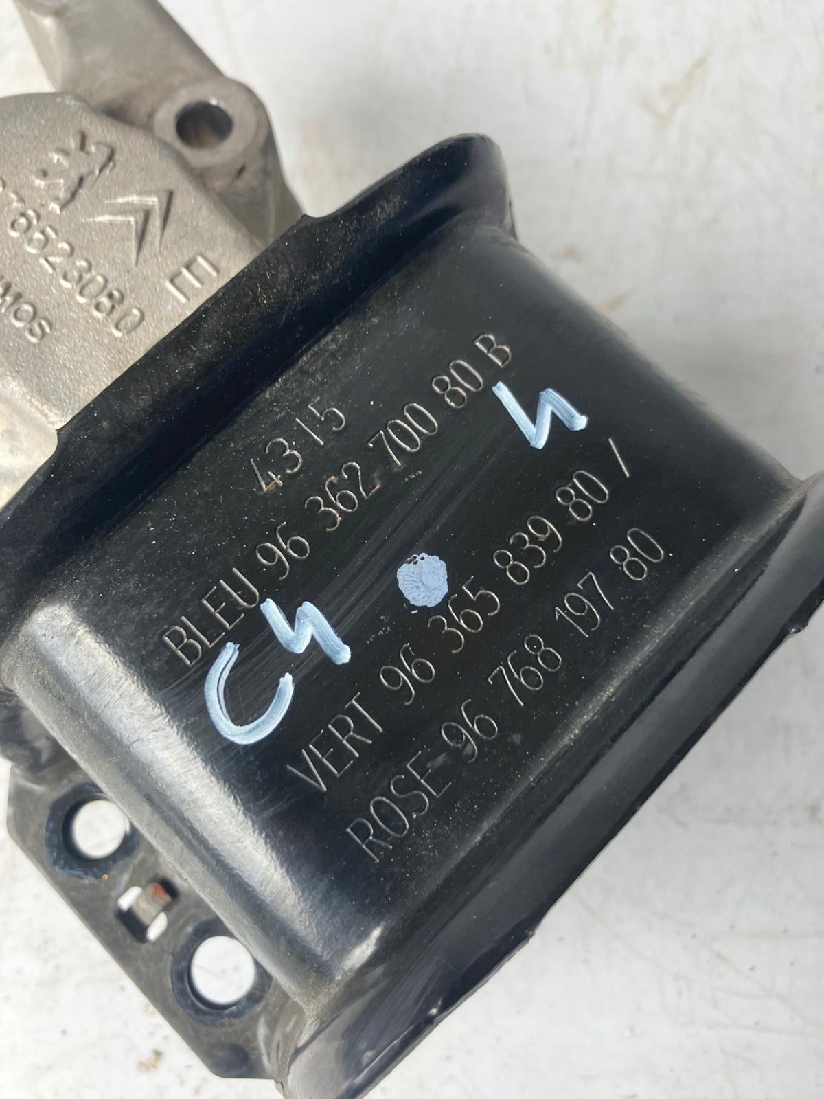 holder engine mount C4 II B7 DS4 1.2 THP